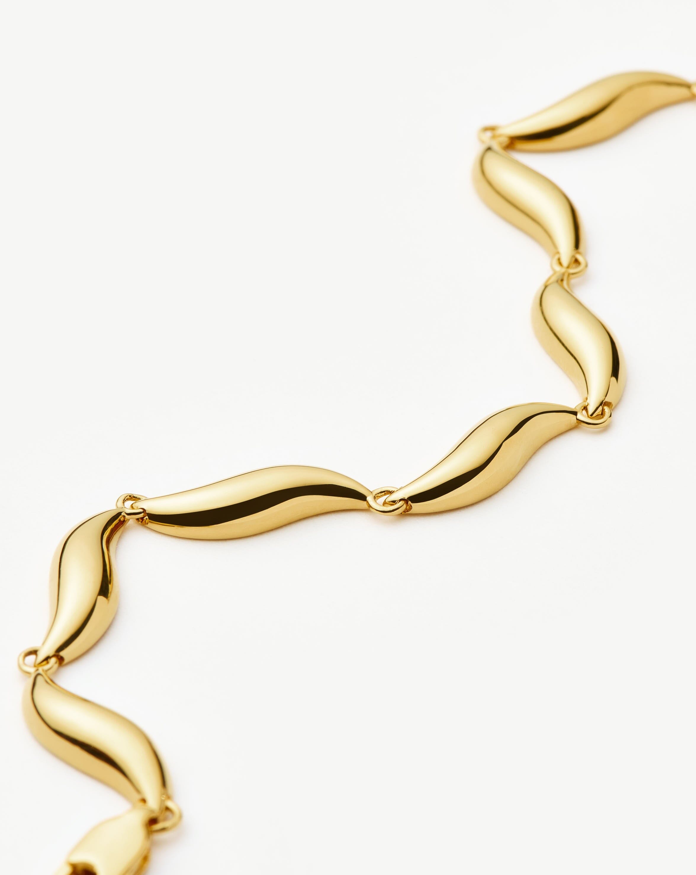 Savi Signature Link Chain Bracelet for Women - 18k Gold Plated Adjustable Luxury Jewelry Gift for Birthday, Anniversary & Special Occasions
