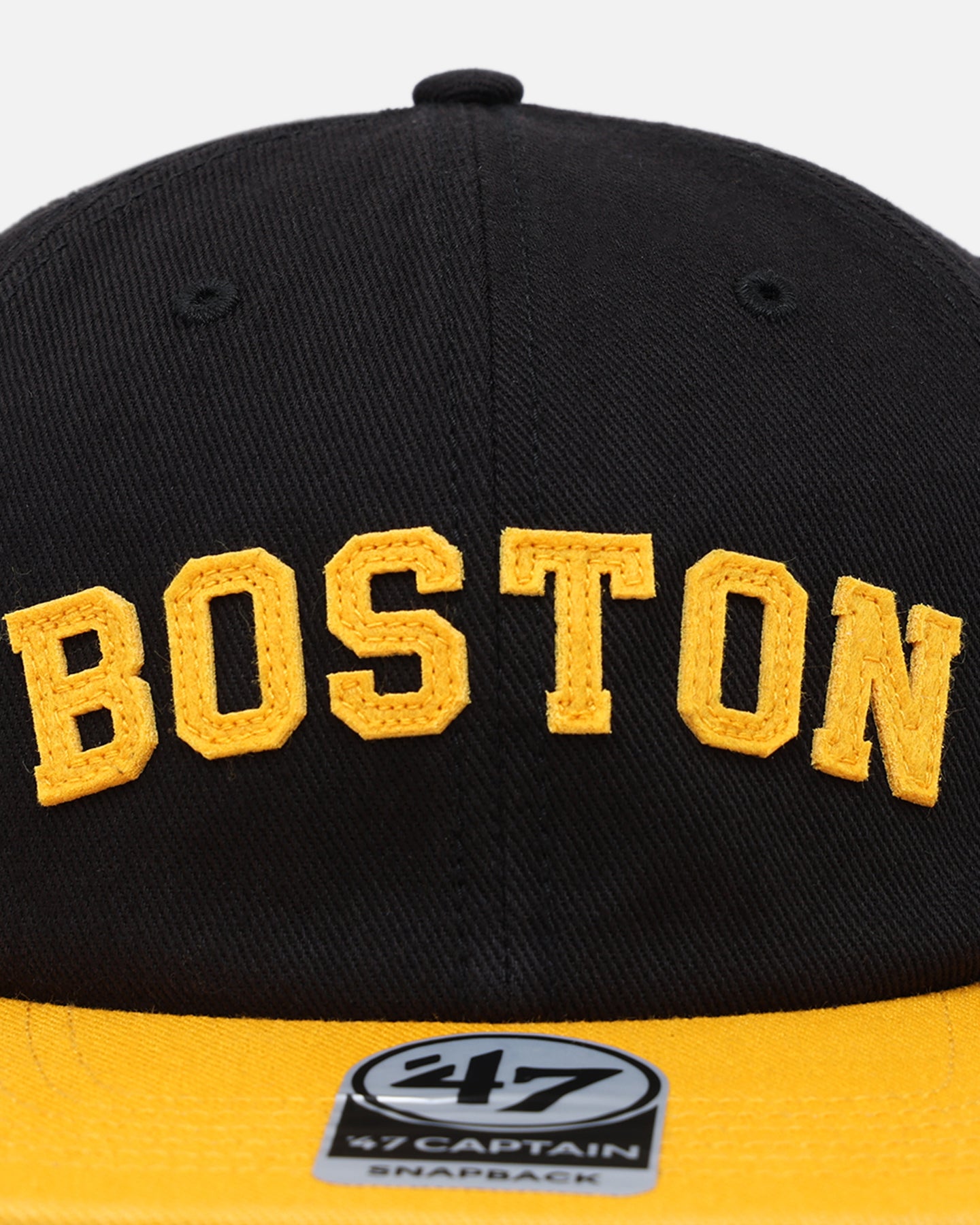 47 Brand Boston Bruins Legacy 47 Captain RL Snapback Hat - Adjustable Black Baseball Cap for Men - Perfect for Sports Fans, Game Day & Casual Wear