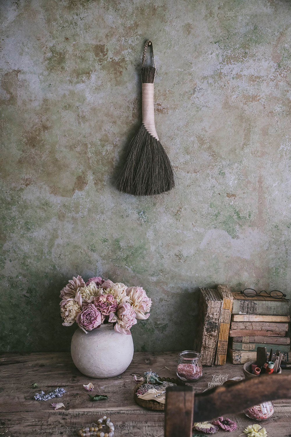 Premium Tampico Fiber Hanging Brush - Dark Brown - Ideal for Cleaning Boots, Shoes, and Outdoor Gear - Perfect for Mudrooms, Garages, and Entryways