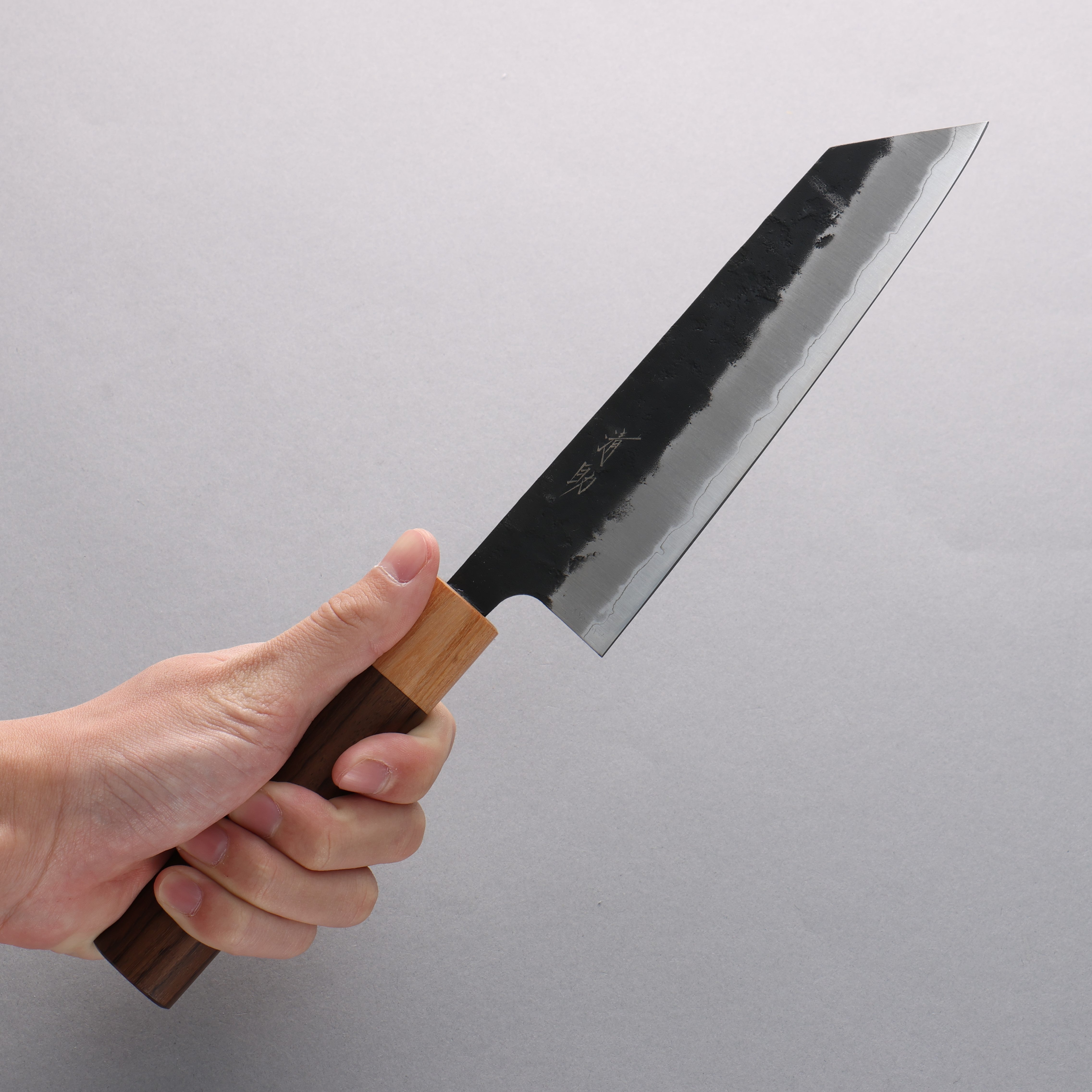Seisuke Blue Super Black Nashiji Bunka Knife 170mm with Rosewood Handle & White Pakka Wood Ferrule – Perfect for Sushi, Vegetables, and Precision Kitchen Tasks