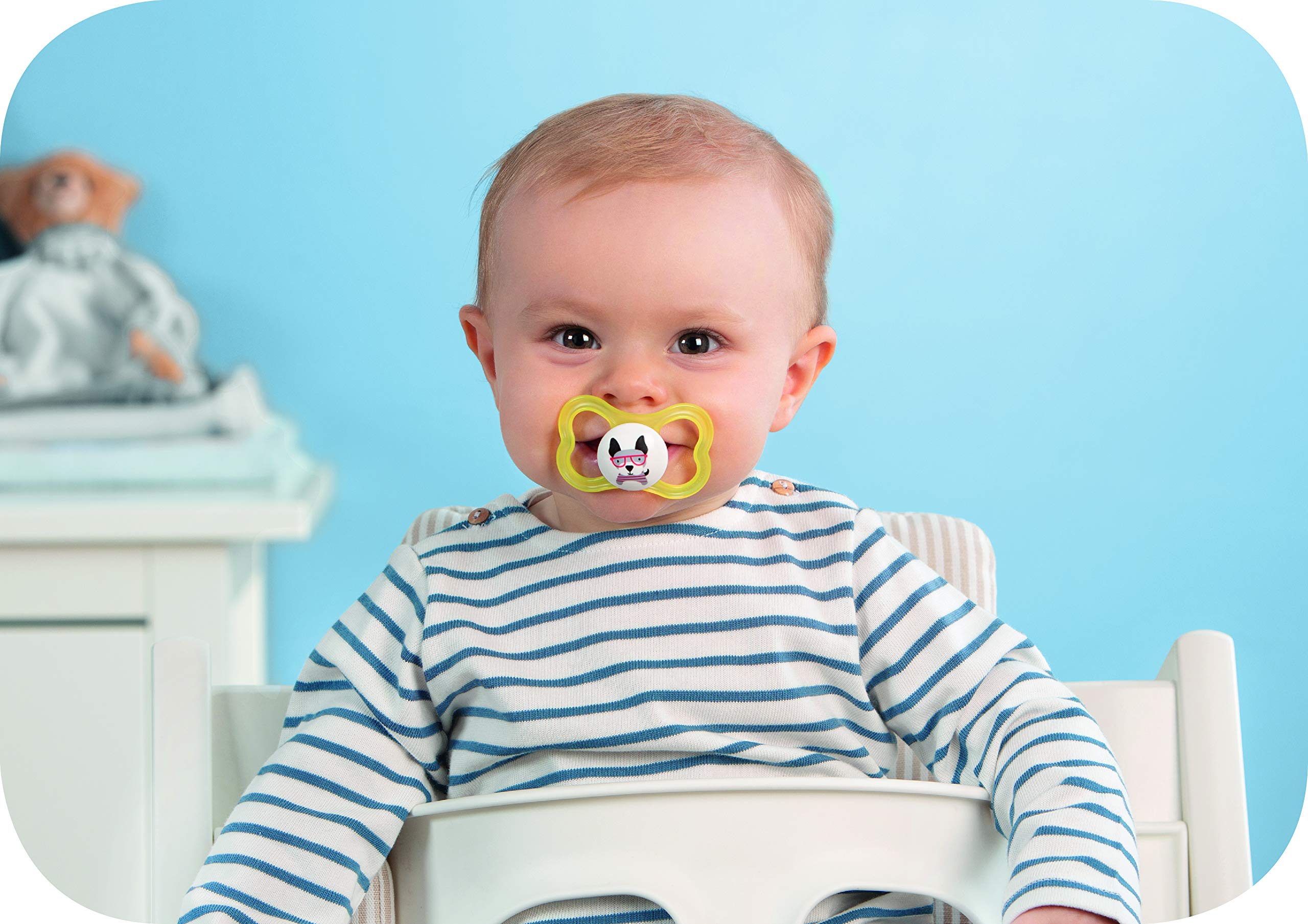 MAM Air Baby Pacifier for Sensitive Skin - BPA Free, 2-Pack with Sterilizer Case - Orthodontic Nipple for 16+ Months Boys - Perfect for Daycare, Travel & Soothing Fussy Babies