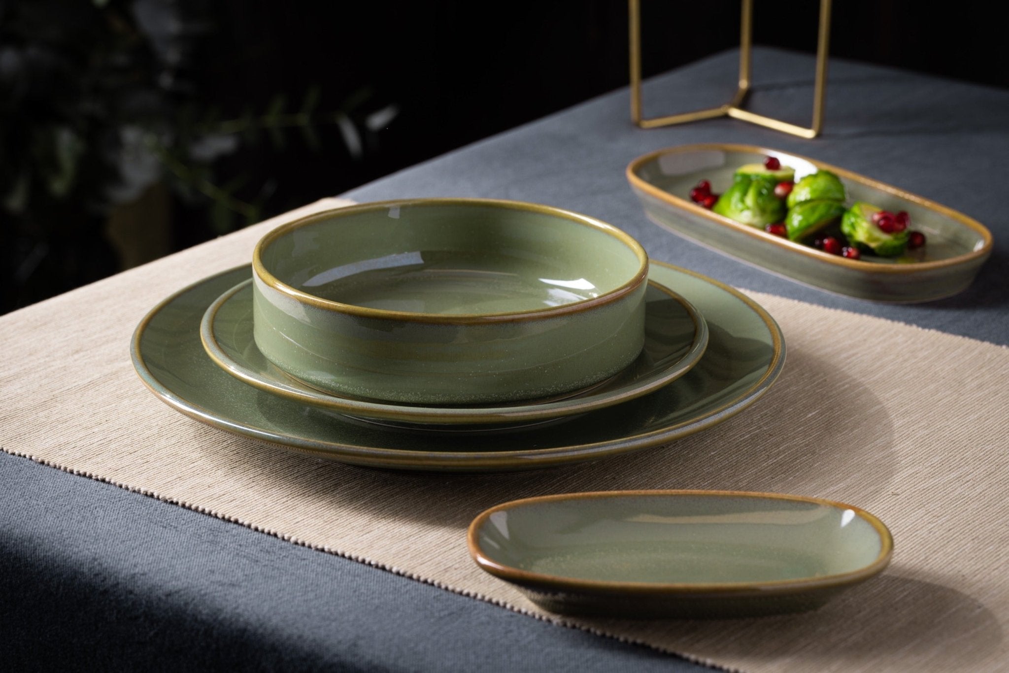 Sage Hygge Oval Dinner Plate 19 cm - Elegant Ceramic Serving Dish for Fine Dining, Entertaining & Everyday Use