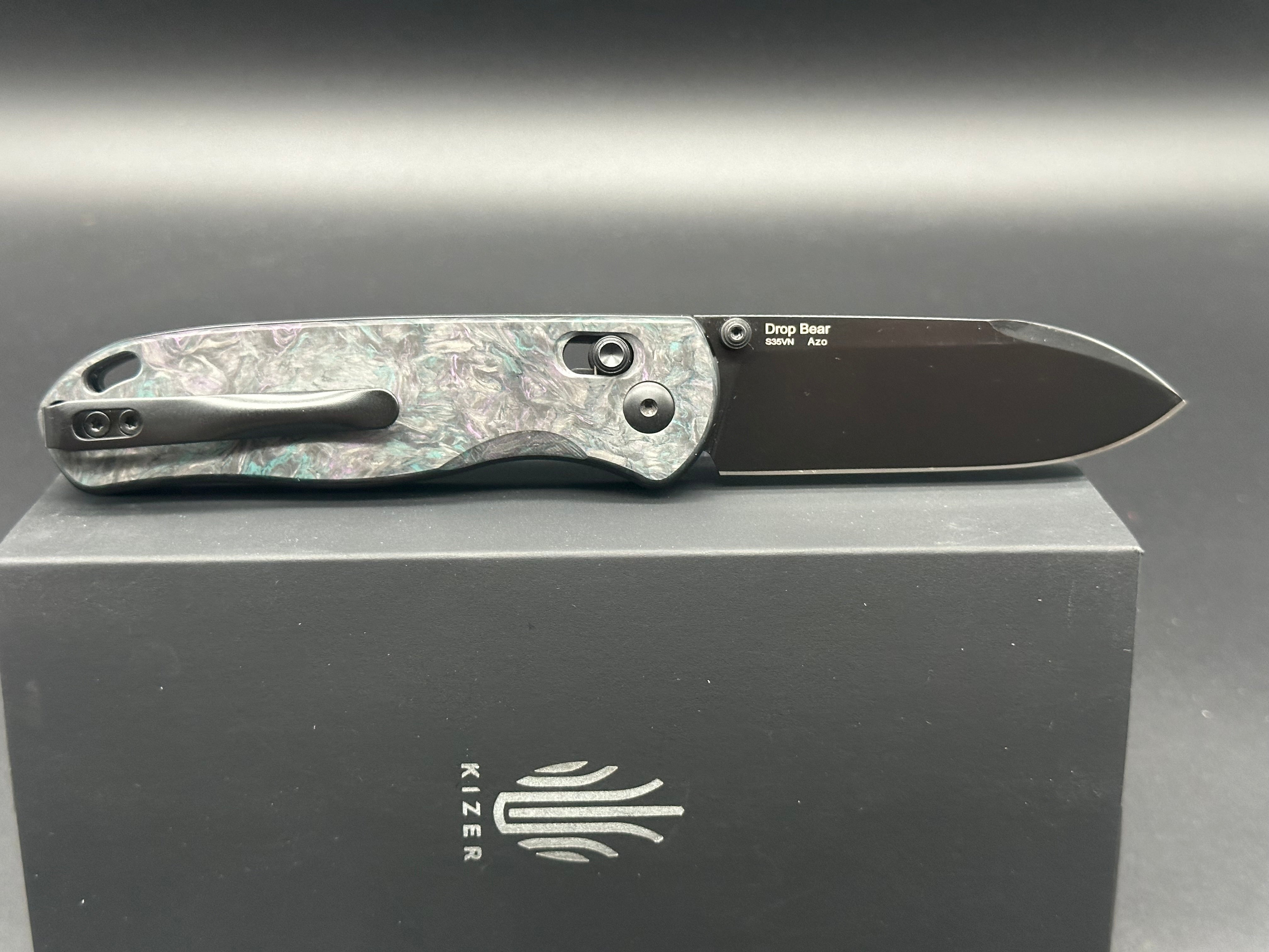 Kizer Drop Bear Folding Knife - S35VN Black Blade, Fatcarbon Handle, Clutch Lock - EDC, Outdoor, Camping & Survival Gear
