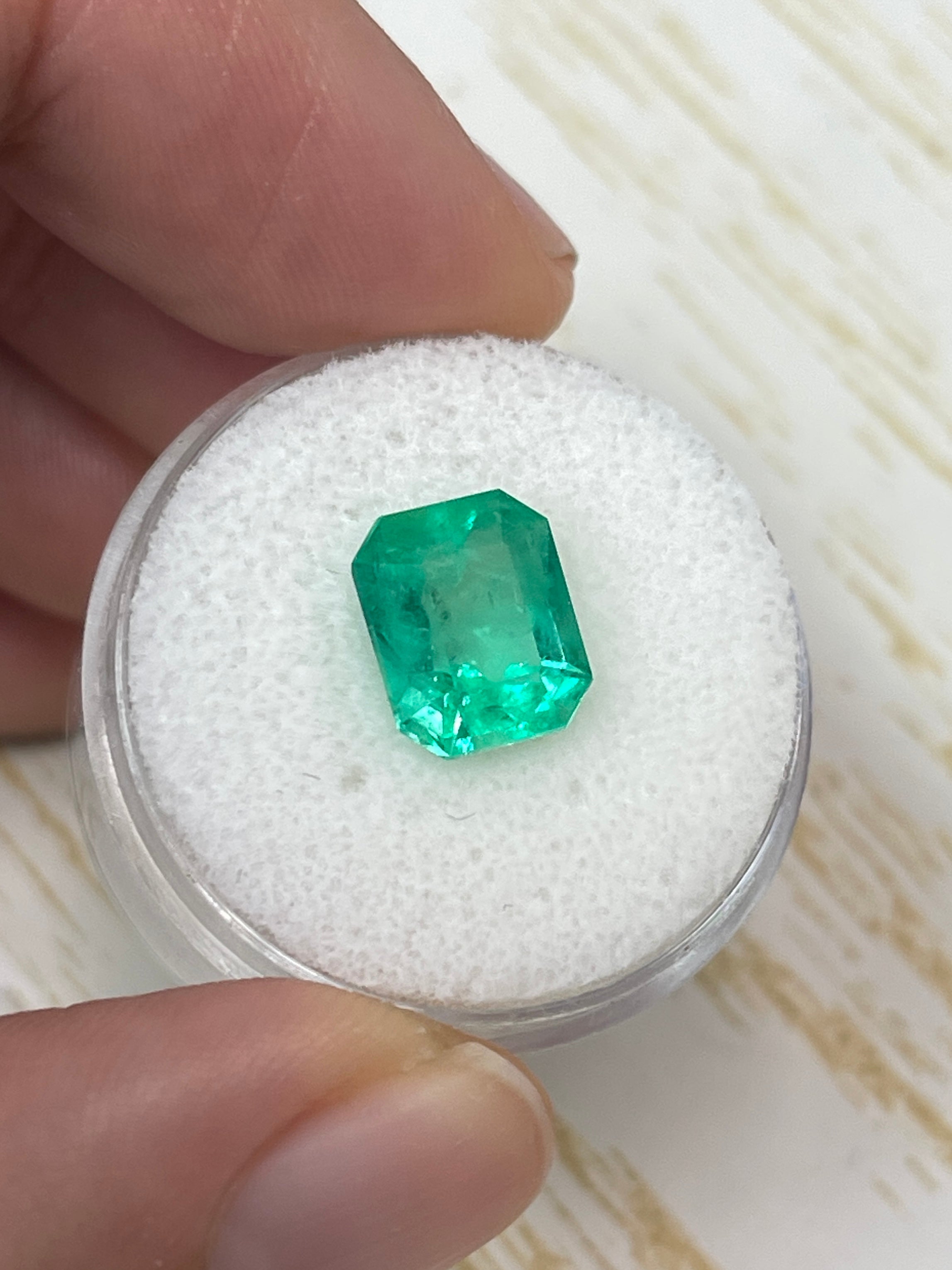 3.09 Carat 10x8mm Electric Yellowish Colombian Emerald - Emerald Cut Gemstone for Engagement Rings & Fine Jewelry | Natural Green Birthstone for May | Perfect Gift for Anniversary & Special Occasions