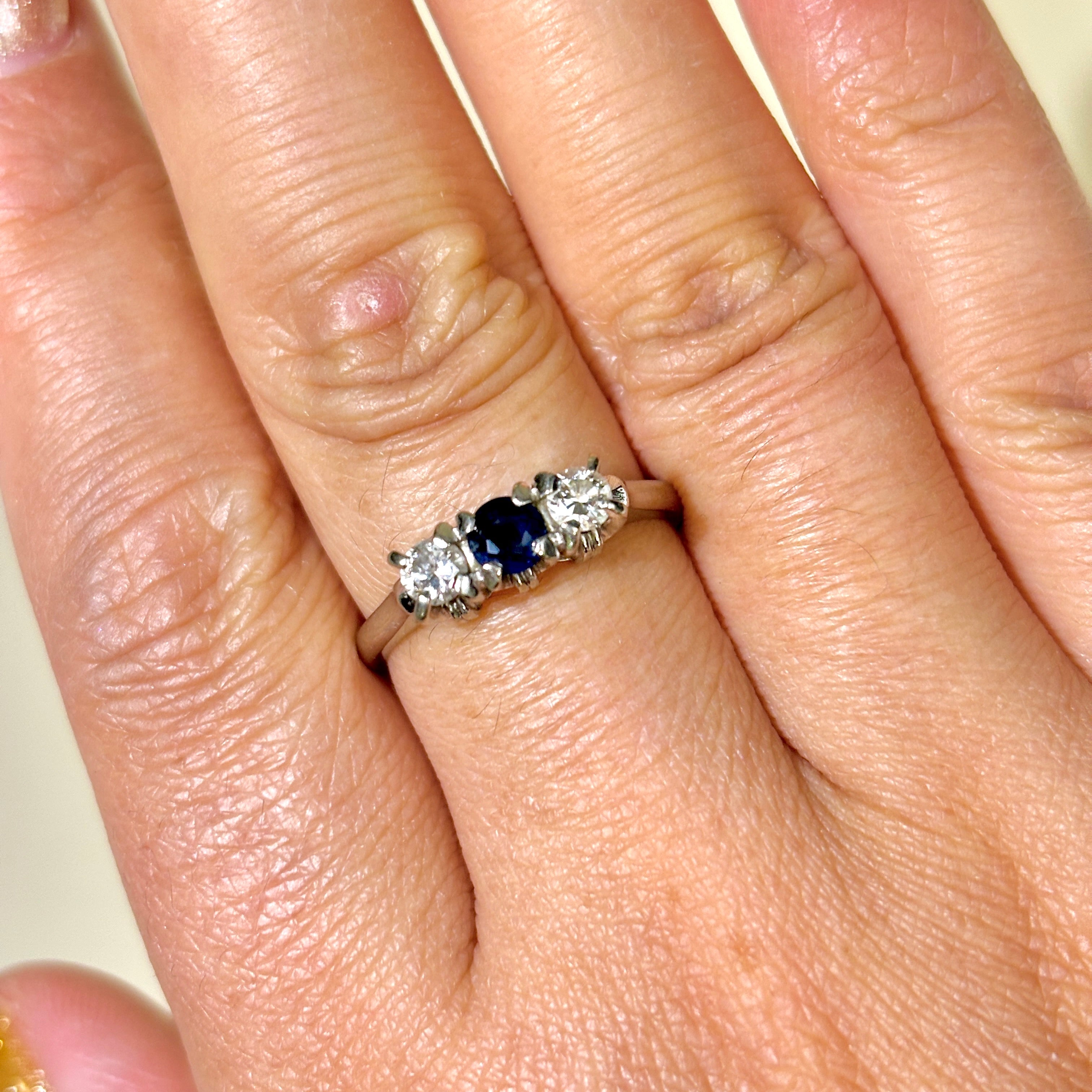14K White Gold Sapphire and Diamond Ring - 0.25ct Center Stone, 0.30ctw Total Weight - Size 7.5 - Elegant Engagement, Wedding, or Anniversary Jewelry Gift