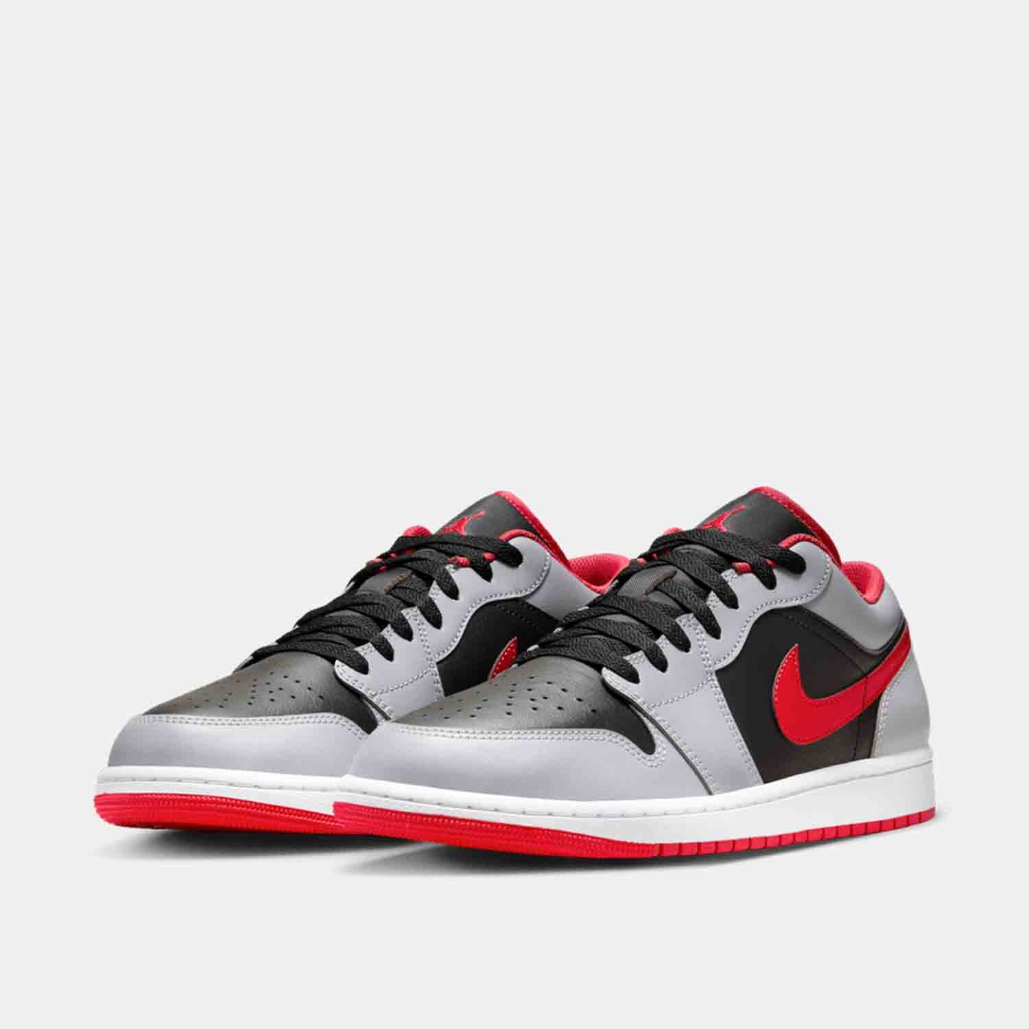 Air Jordan 1 Low Sneakers for Men & Women - Retro Basketball Shoes with Comfortable Cushioning - Perfect for Casual Wear, Street Style & Sports