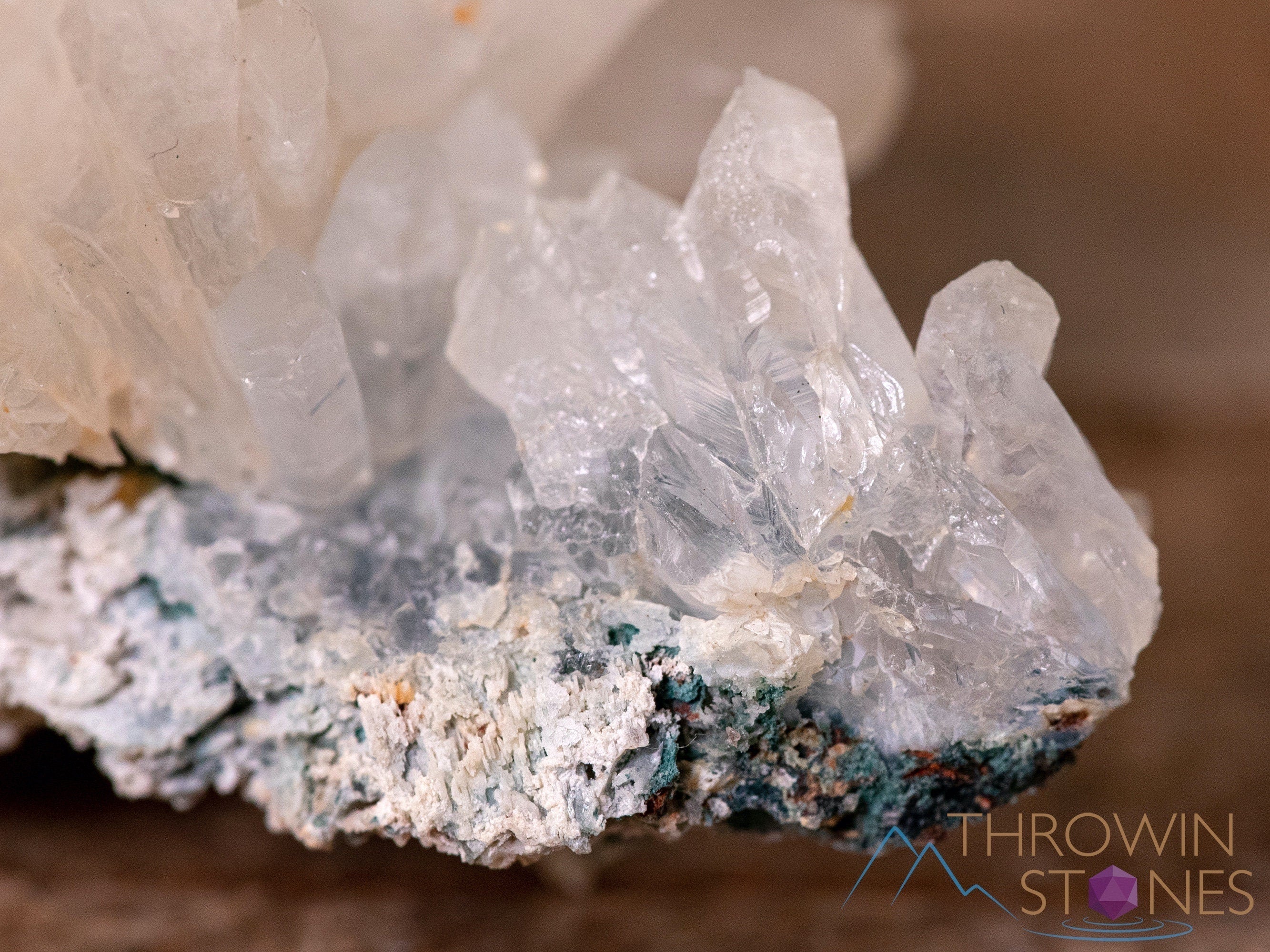 Natural Raw Quartz Flower Crystal Cluster - Healing Stone for Home Decor, Housewarming Gift, Meditation & Energy Balancing (40460) - Perfect for Living Room Display, Office Feng Shui & Spiritual Healing