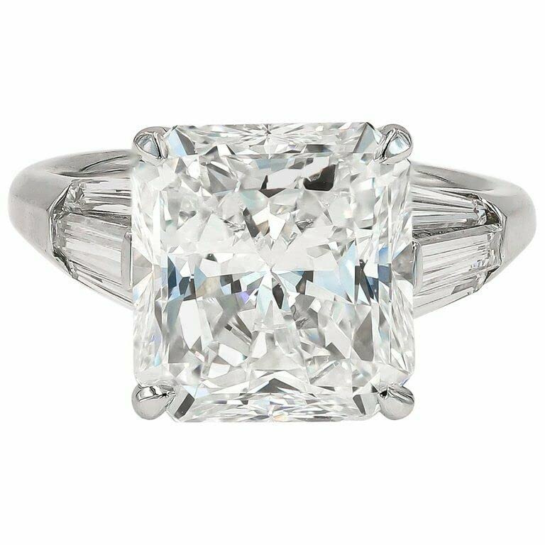 2.5ct Radiant Cut Cubic Zirconia CZ Engagement Ring for Women - Baguette Accent, White Gold Plated - Perfect for Proposals, Anniversaries & Special Occasions