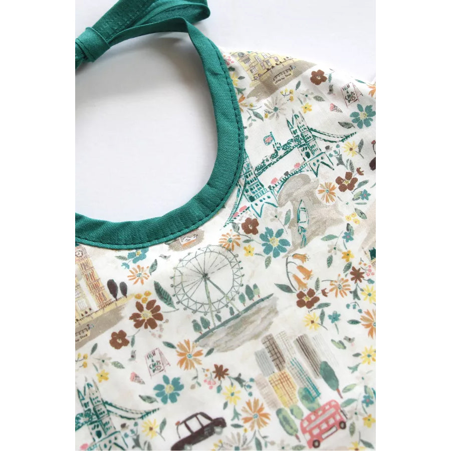 Barnabe Loves Coffee Bib - 22 x 29 cm Waterproof Baby Feeding Bib for Messy Eaters - Perfect for Coffee Lovers & Toddler Mealtime
