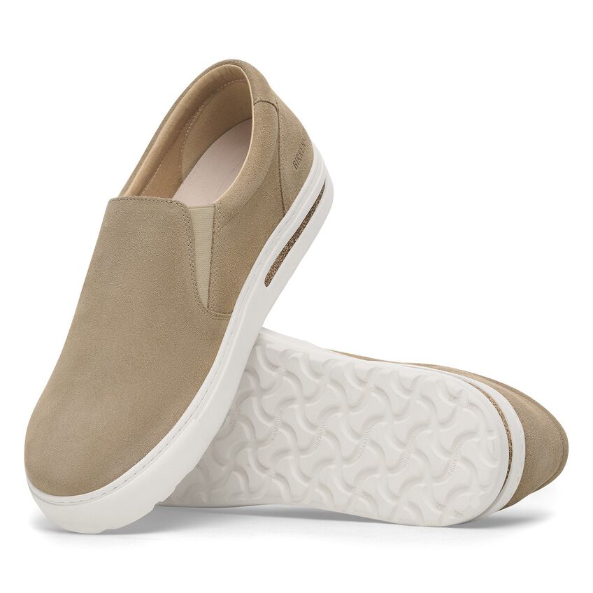 Birkenstock Women's Oswego Suede Leather Sandals in Taupe - Comfortable Casual Footwear for Walking, Travel & Everyday Wear