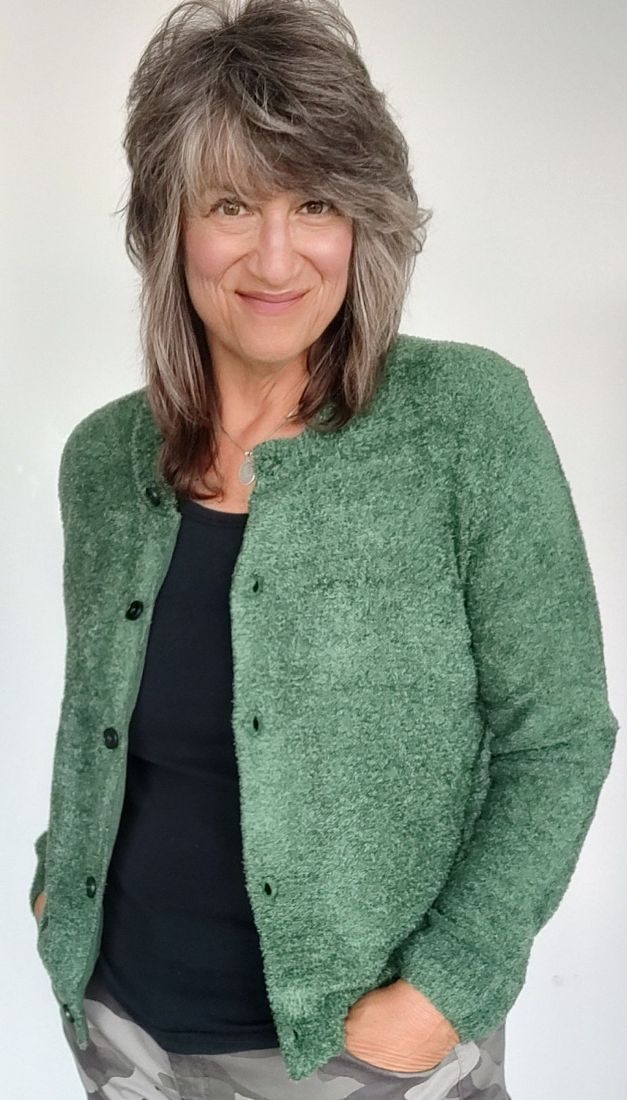Stylish Dark Green 5-Button Sweater for Men & Women | Cozy Knit Pullover | Perfect for Fall & Winter Outfits, Office Wear & Casual Dates