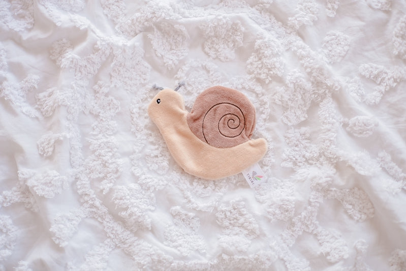 Crinkle Scrunch Sensory Toy for Kids - Soft Snail Design for Stress Relief & Autism Therapy - Perfect for Fidgeting, Anxiety Relief & Sensory Play