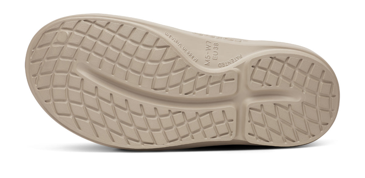 OOcloog Women's Comfortable Clog Shoes - Slip-Resistant & Lightweight for Walking, Gardening & Casual Wear | Nomad Collection