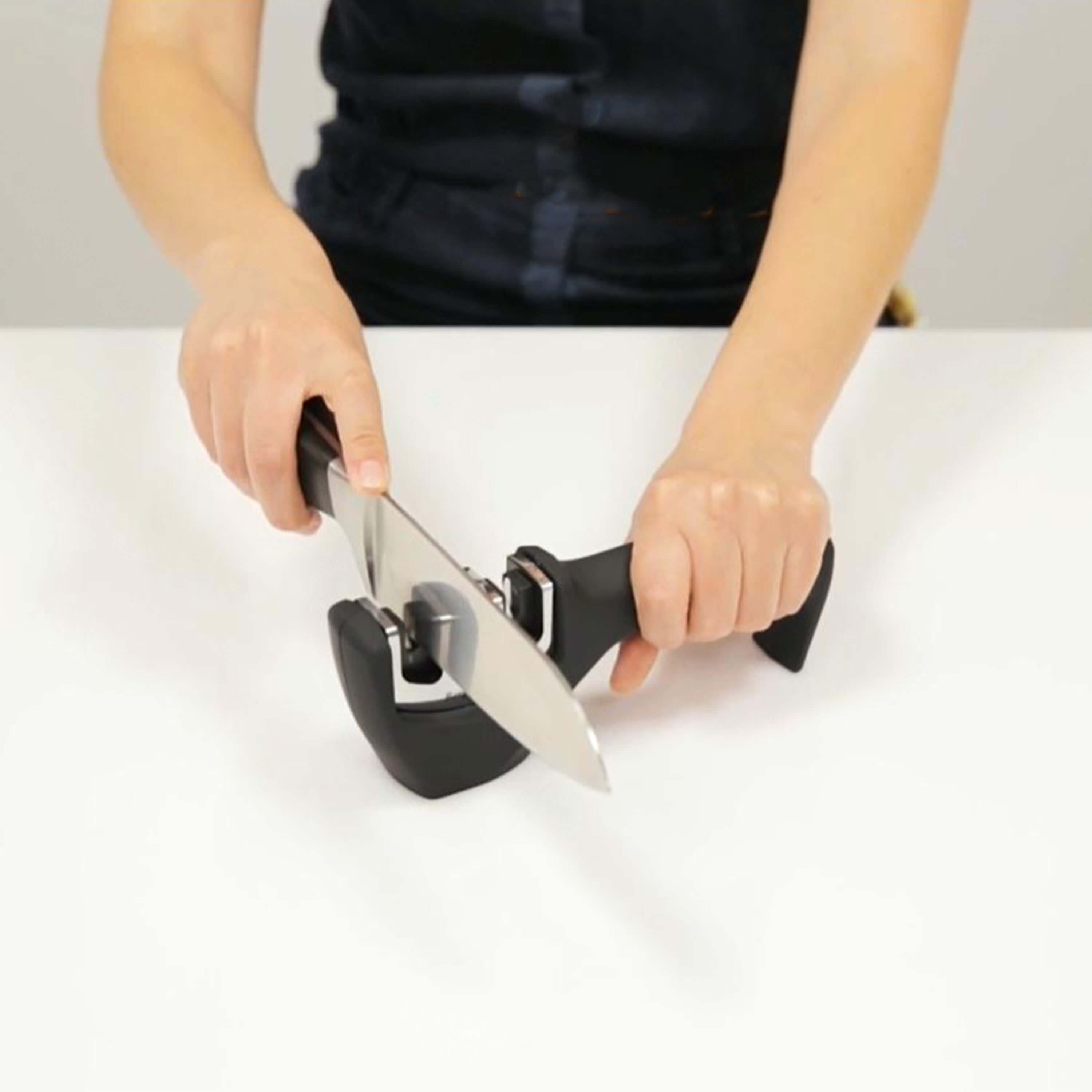 BergHOFF Essentials 3-in-1 ABS Knife Sharpener - Black | Professional Kitchen Tool for Sharpening Knives, Scissors & Serrated Blades | Perfect for Home Chefs & Culinary Enthusiasts