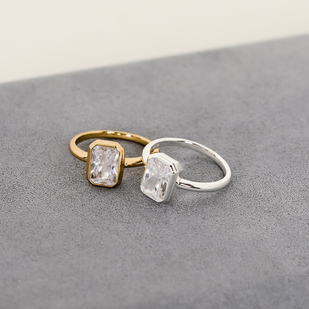 Exquisite Danbury Radiant Cut Diamond Ring - 14K White Gold Engagement Ring for Women | Perfect for Proposals, Anniversaries & Special Occasions