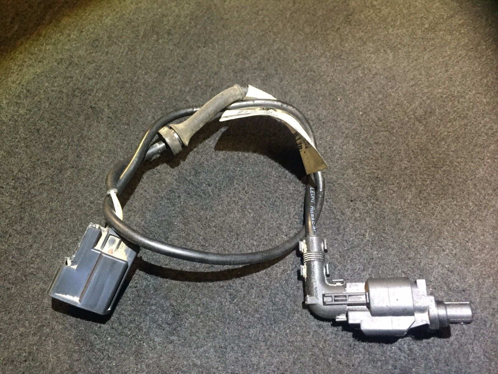 Volvo S40 Rear Passenger Side ABS Speed Sensor 2005-2011 OEM Replacement - Perfect for ABS System Repair & Wheel Speed Monitoring