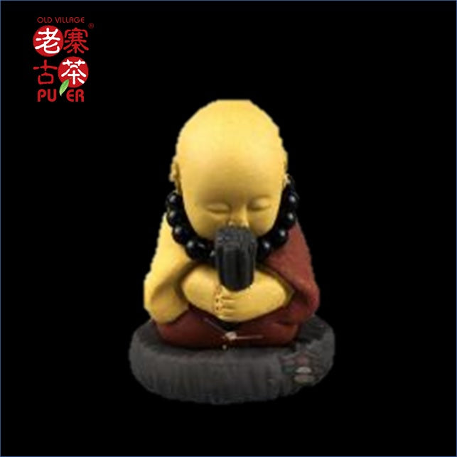 Handcrafted Yixing Zisha Clay Tea Pet Monk Figurine - Traditional Chinese Tea Ceremony Decoration for Zen Meditation & Tea Tray Accessories