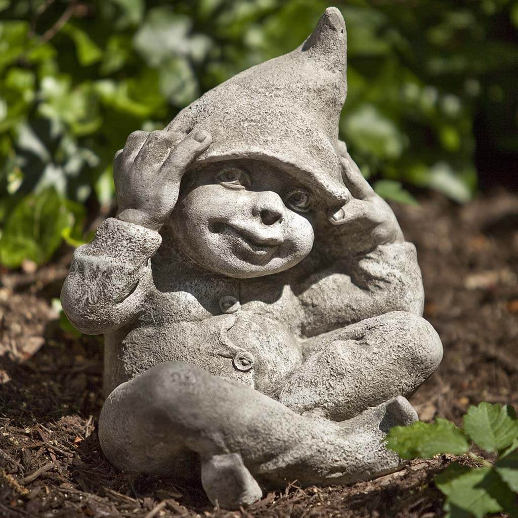 Campania International George Statue - Classic Garden Statue for Outdoor Decor, Patio, Lawn & Landscaping