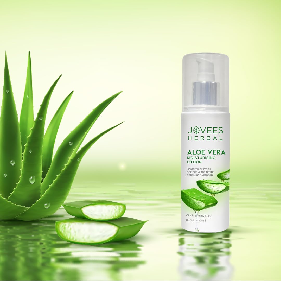 Jovees Herbal Aloe Vera Moisturizing Lotion with Sandalwood & Peach Extract - Hydrates, Nourishes & Heals Skin - Alcohol & Paraben Free - 200ml - Perfect for Oily & Sensitive Skin - Ideal for Daily Moisturizing & Post-Sun Care