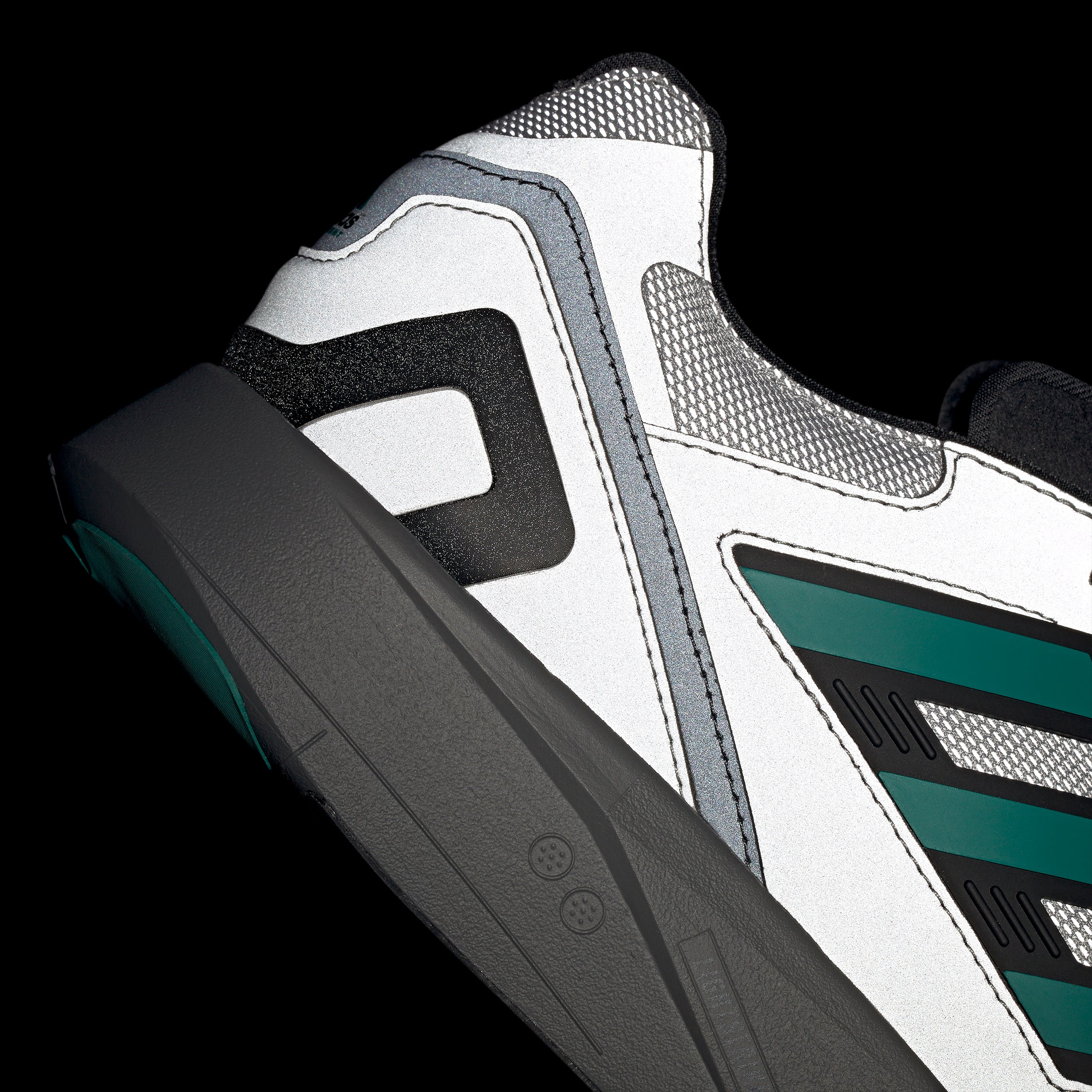 Takumi SE 'Silver Metallic EQT Green' Running Shoes - Lightweight Athletic Sneakers for Men & Women - Perfect for Jogging, Gym Workouts & Daily Wear