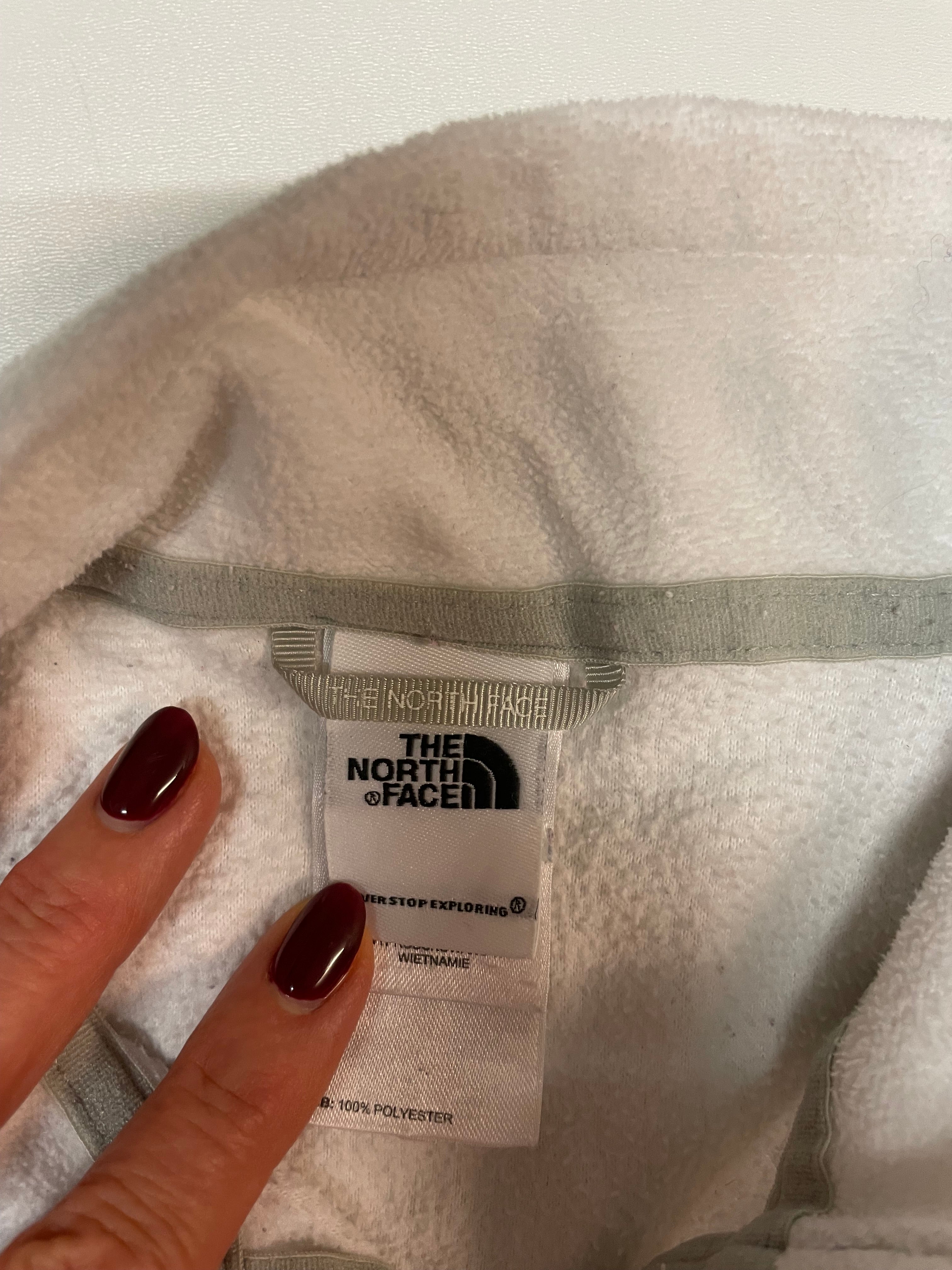 The North Face Men's Fleece Jacket #9181 - Warm & Comfortable Winter Outerwear for Hiking, Camping & Outdoor Activities