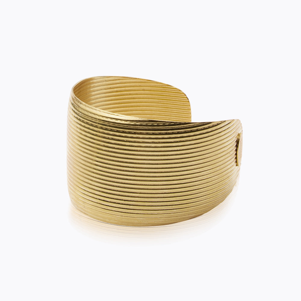 Vera Bangle Bracelet for Women - Elegant & Stylish Jewelry Accessory for Everyday Wear, Parties & Special Occasions