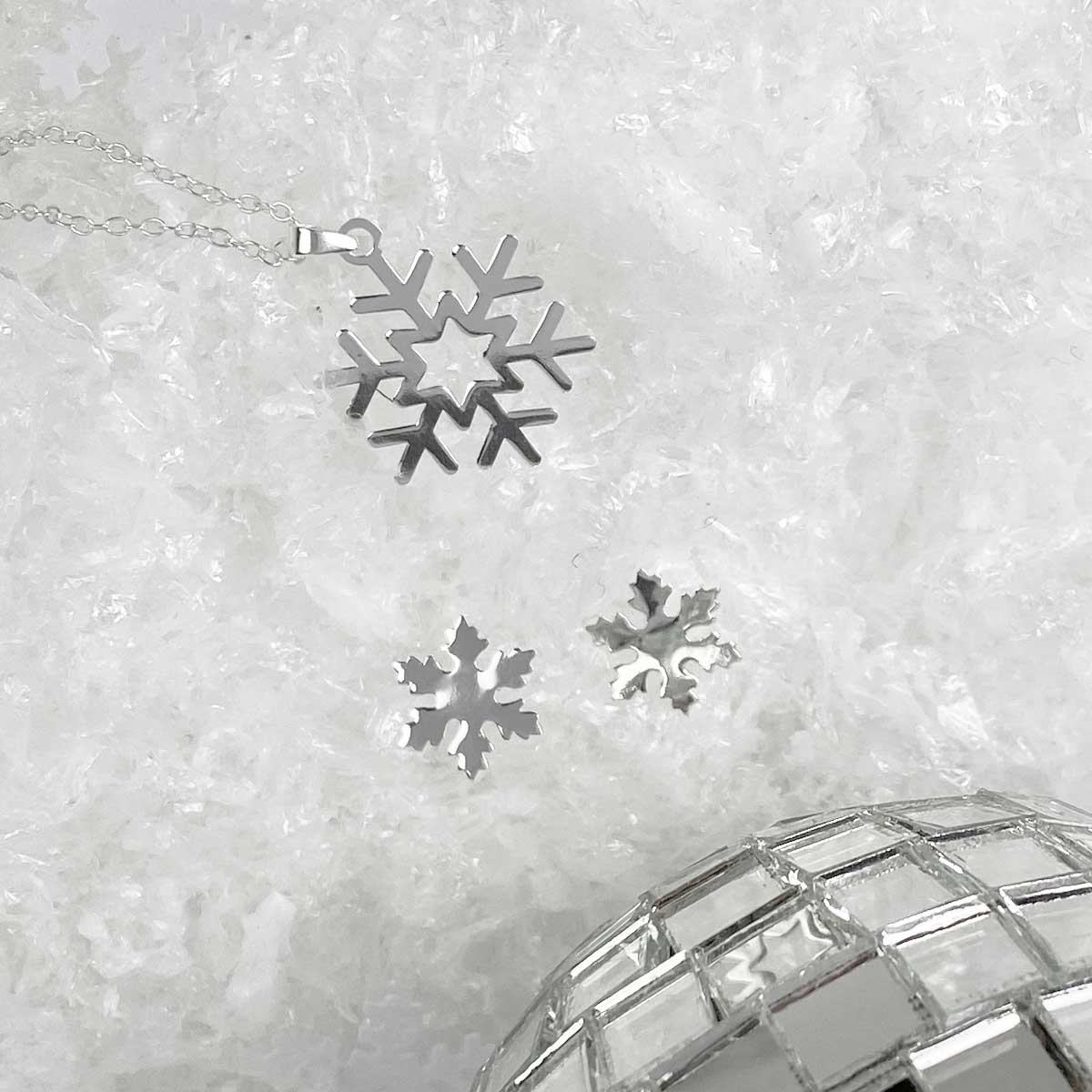 Sterling Silver Snowflake Pendant Necklace - Elegant Winter Jewelry for Women, Christmas Gift & Holiday Party Accessory