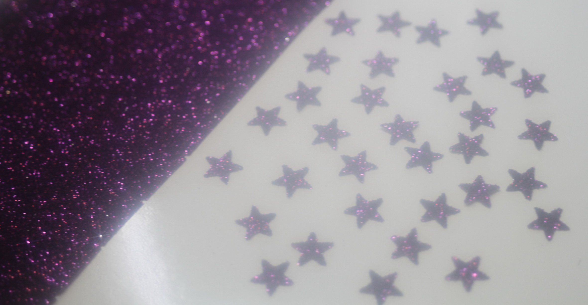 30 Stars Color Eglantine 1cm Glitter Flex Iron-On Patches for DIY Clothing, Bags & Accessories - Perfect for Customizing Jeans, Jackets & Backpacks