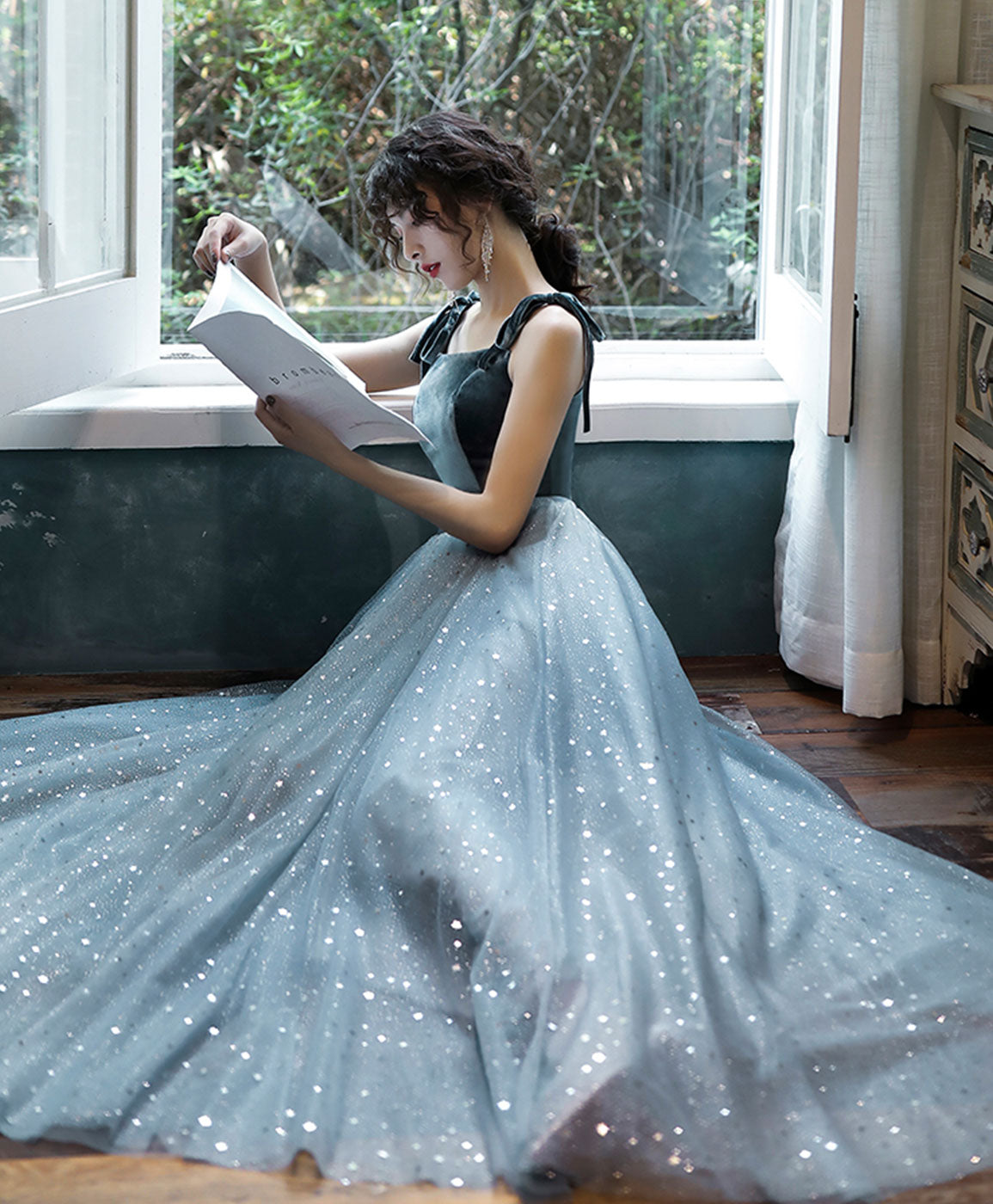 Elegant Blue Sweetheart Tulle Lace Long Prom Dress with Velvet Trim - Formal Evening Gown for Homecoming, Quinceañera & Special Occasions