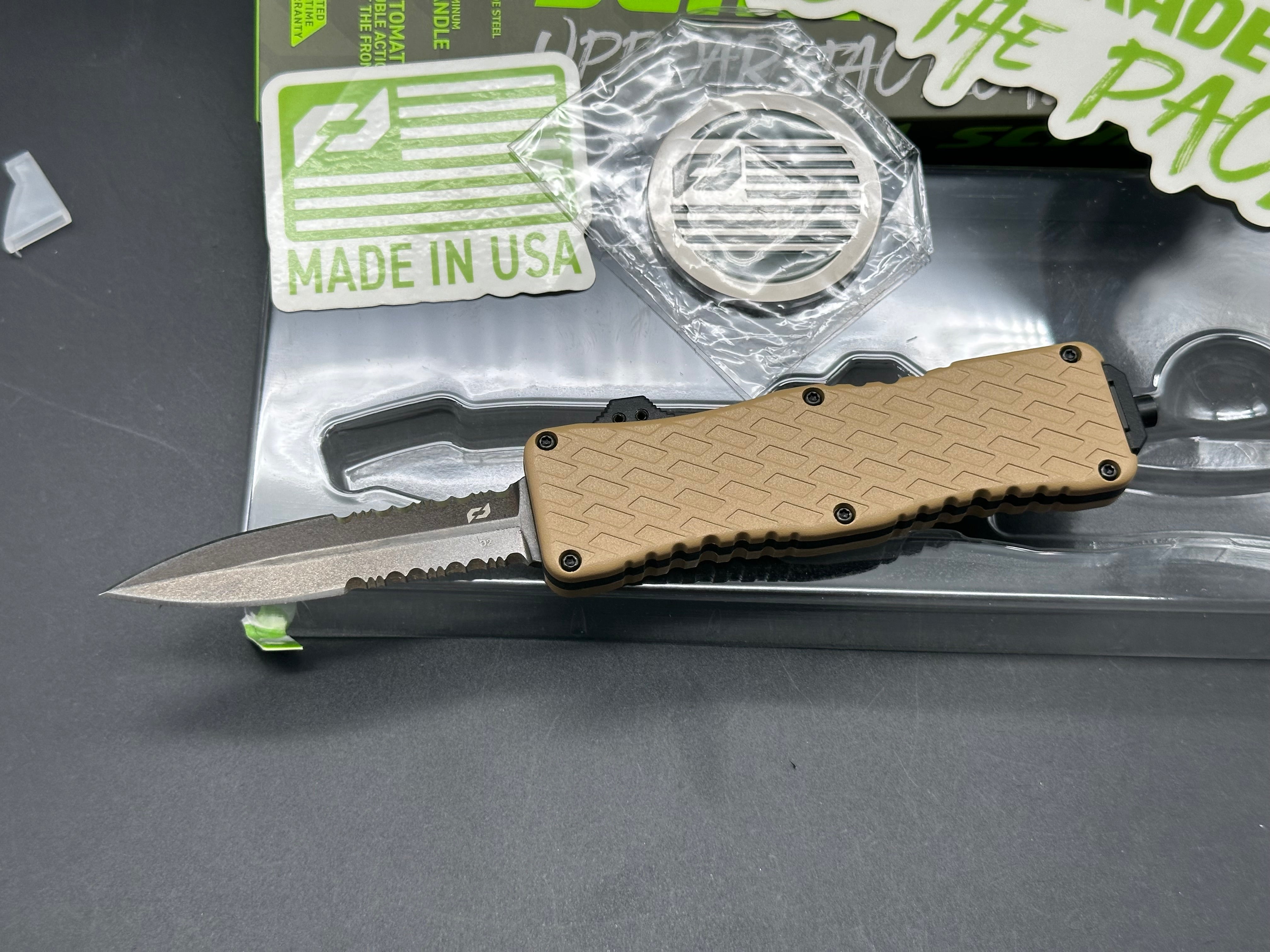 Schrade Uproar Dagger D/A OTF Automatic Knife - FDE Aluminum Handle with 3 Black D2 Serrated Blades - Tactical EDC Knife for Outdoor Camping, Survival & Self Defense