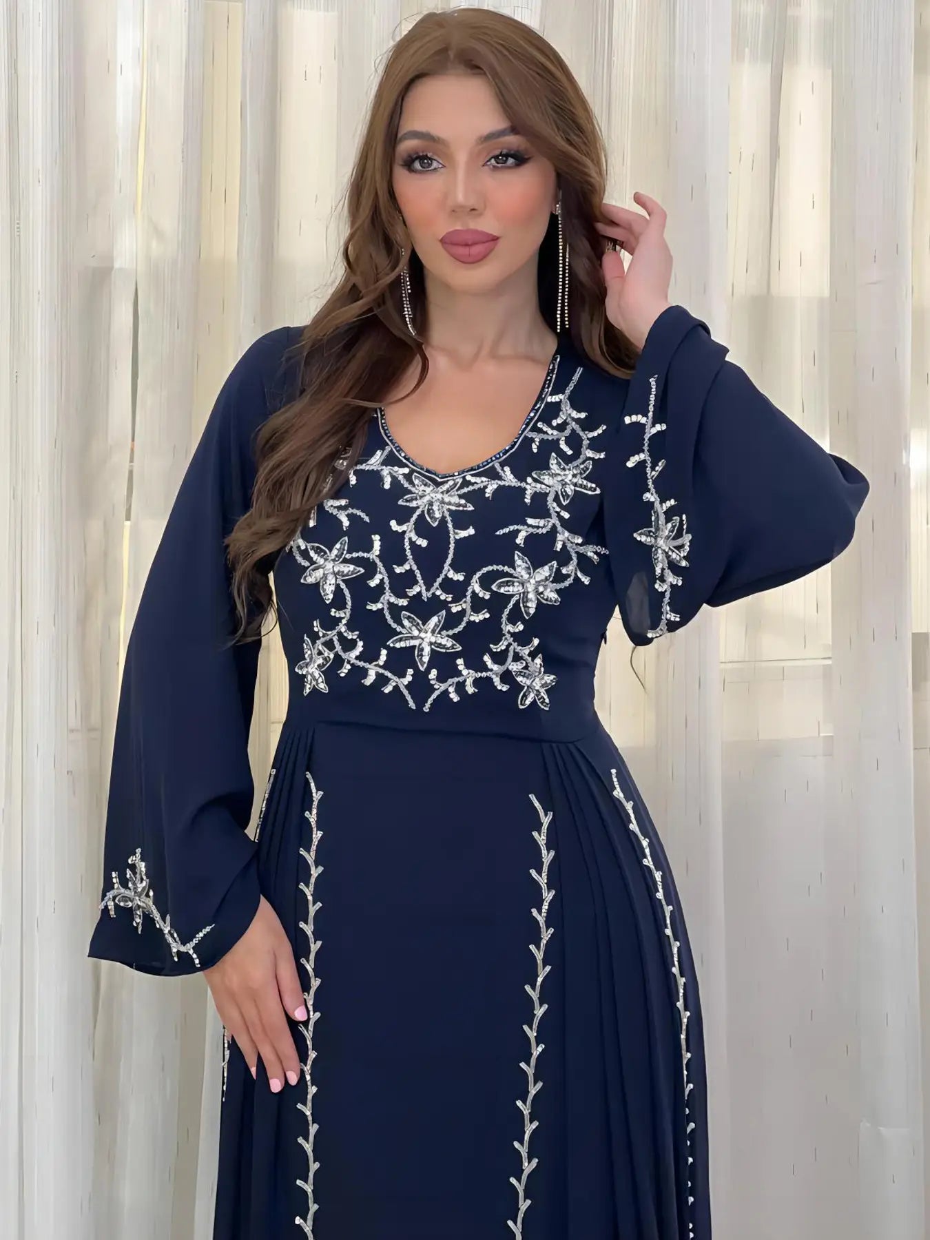 Elegant Eid Caftan Dress with Embroidery Applique - Perfect for Festive Celebrations & Special Occasions