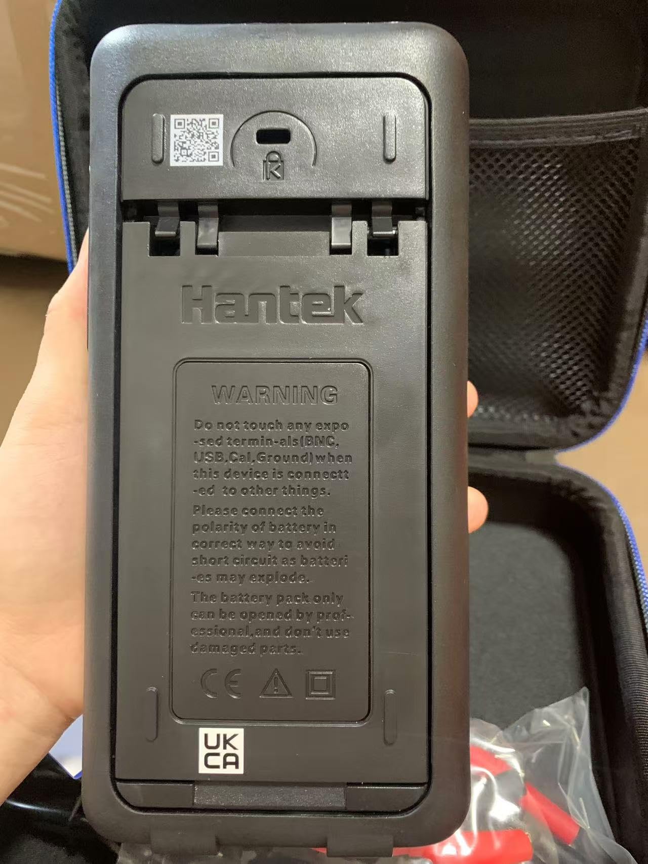 Hantek 1832C Digital LCR Meter - Handheld Portable Inductance, Capacitance & Resistance Tester for Electronics Repair, DIY Projects & Component Testing (1832C Model) - Perfect for Engineers, Technicians & Hobbyists