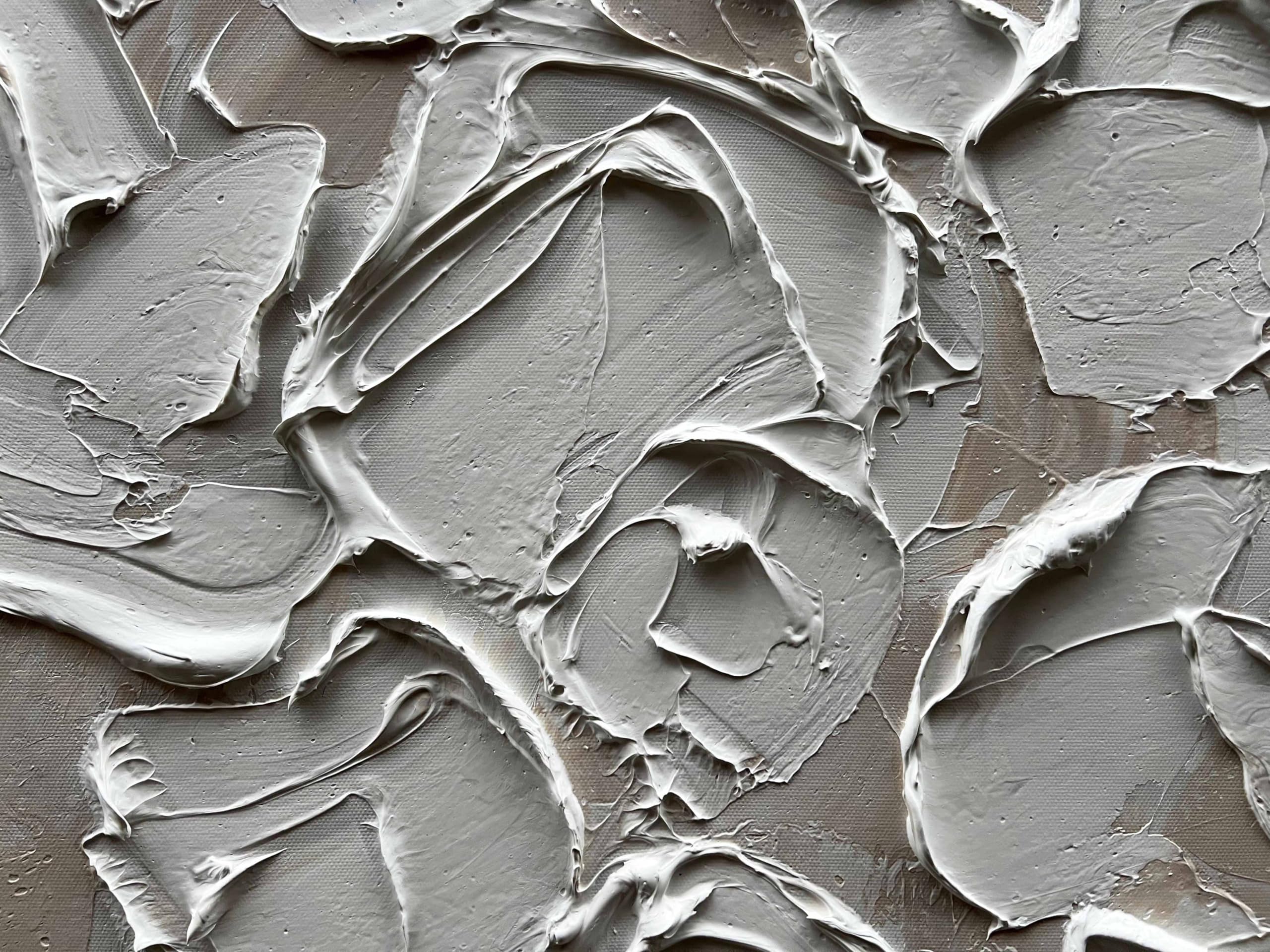 Eonzeun Abstract 3D White Thick Textured Wall Art - Hand-Painted Oil Painting on Canvas 28x40 Inch - Modern Minimalist Wall Decor for Living Room, Bedroom & Office
