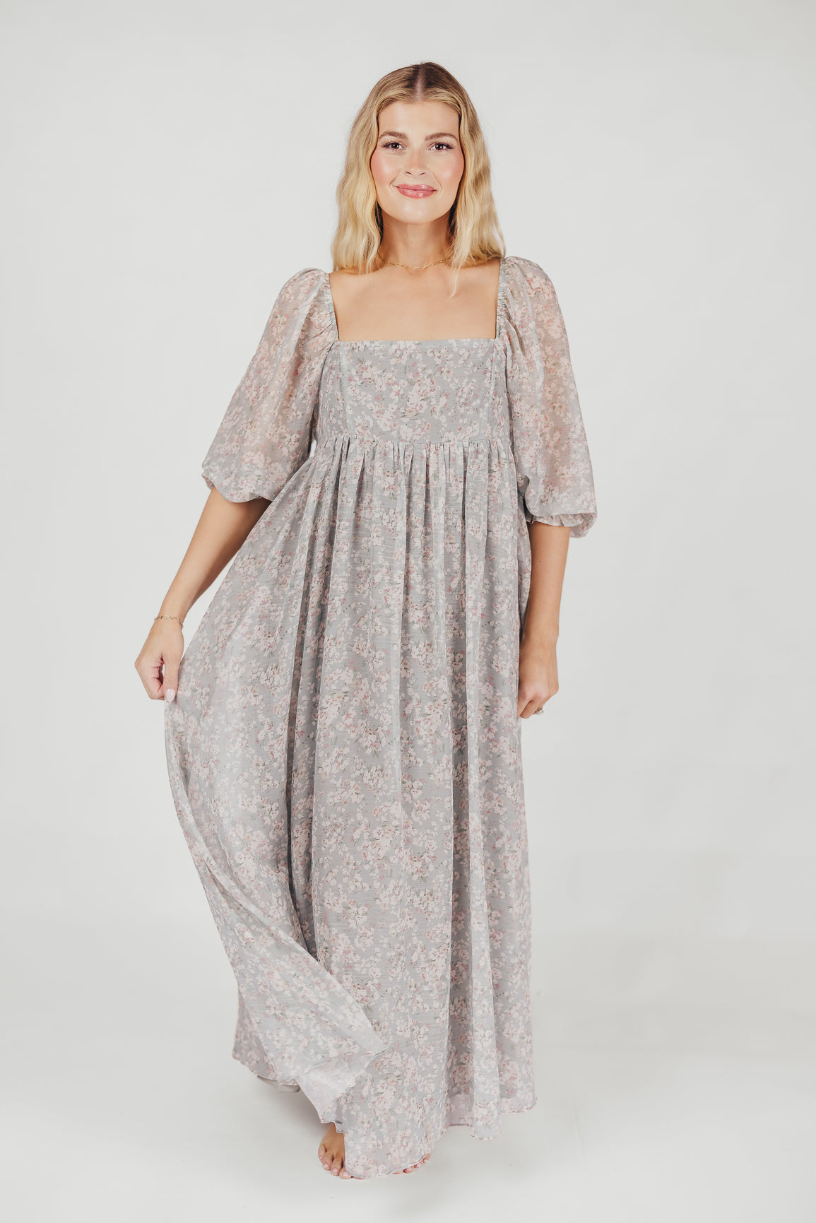 Elegant Sage Green Floral Smocked Maxi Dress for Women - Bump Friendly Maternity & Inclusive Sizing (S-3XL) - Perfect for Summer Weddings, Beach Vacations & Casual Outings