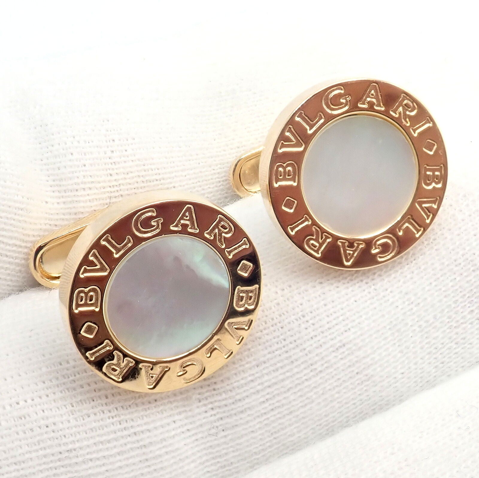 Authentic Bvlgari 18k Yellow Gold Multicenter Cufflink Set - Luxury Men's Jewelry for Formal Events & Business Attire