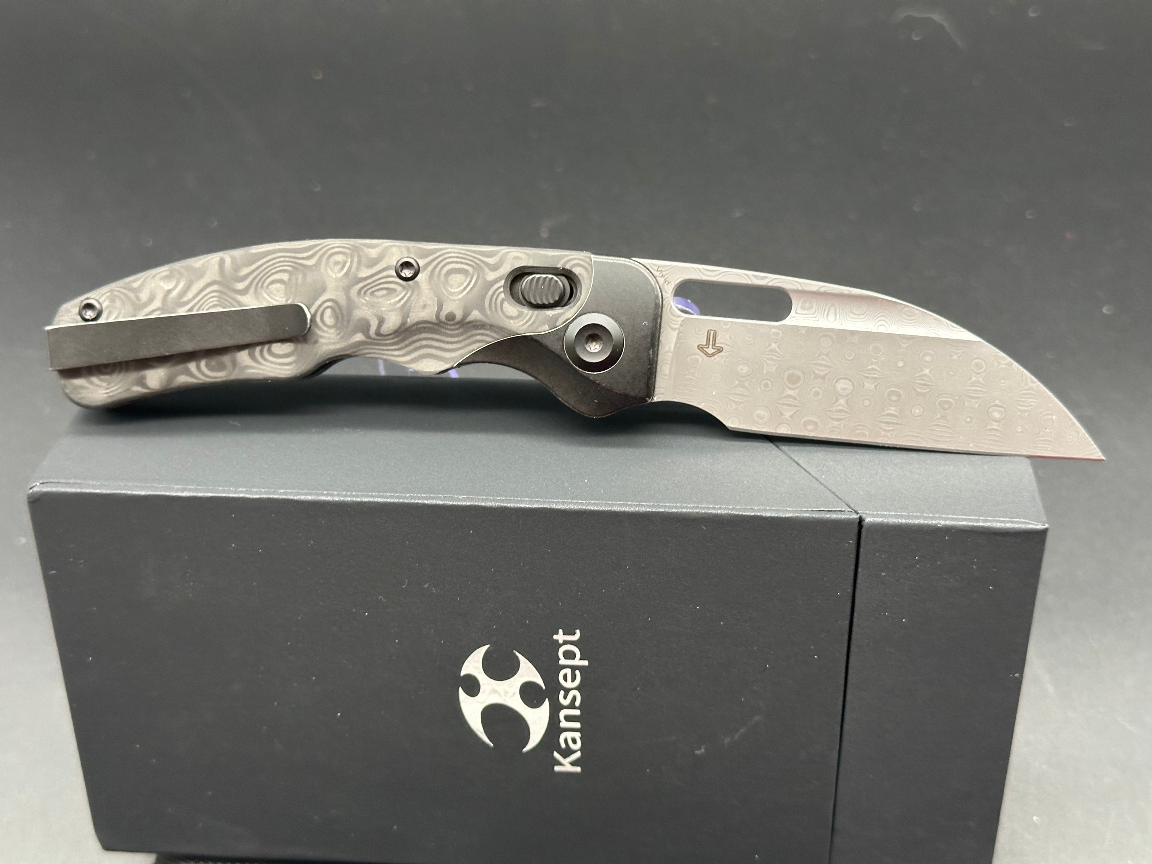 KANSEPT VIVID Blackwash Titanium & Rose Carbon Fiber Handle Damascus Plain Edge Folding Knife - EDC, Outdoor Survival, Camping & Tactical Use