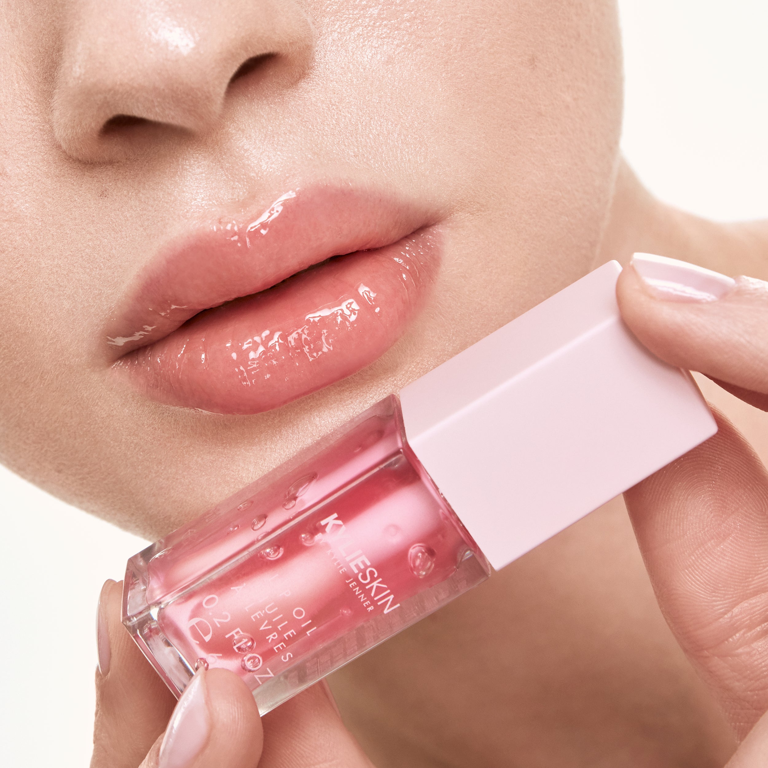 Hydrating Lip Oil for Dry Lips - Moisturizing & Nourishing Treatment - Perfect for Daily Use & Night Care
