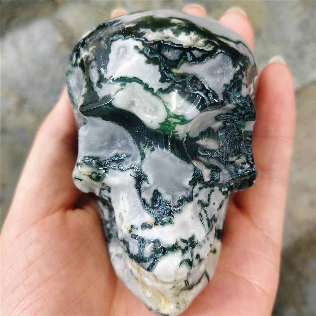 Natural Moss Agate Crystal Carved Skull Figurine - Healing Stone Decor for Home, Office & Meditation - Unique Quartz Mineral Collection Piece for Reiki Healing & Spiritual Decorations