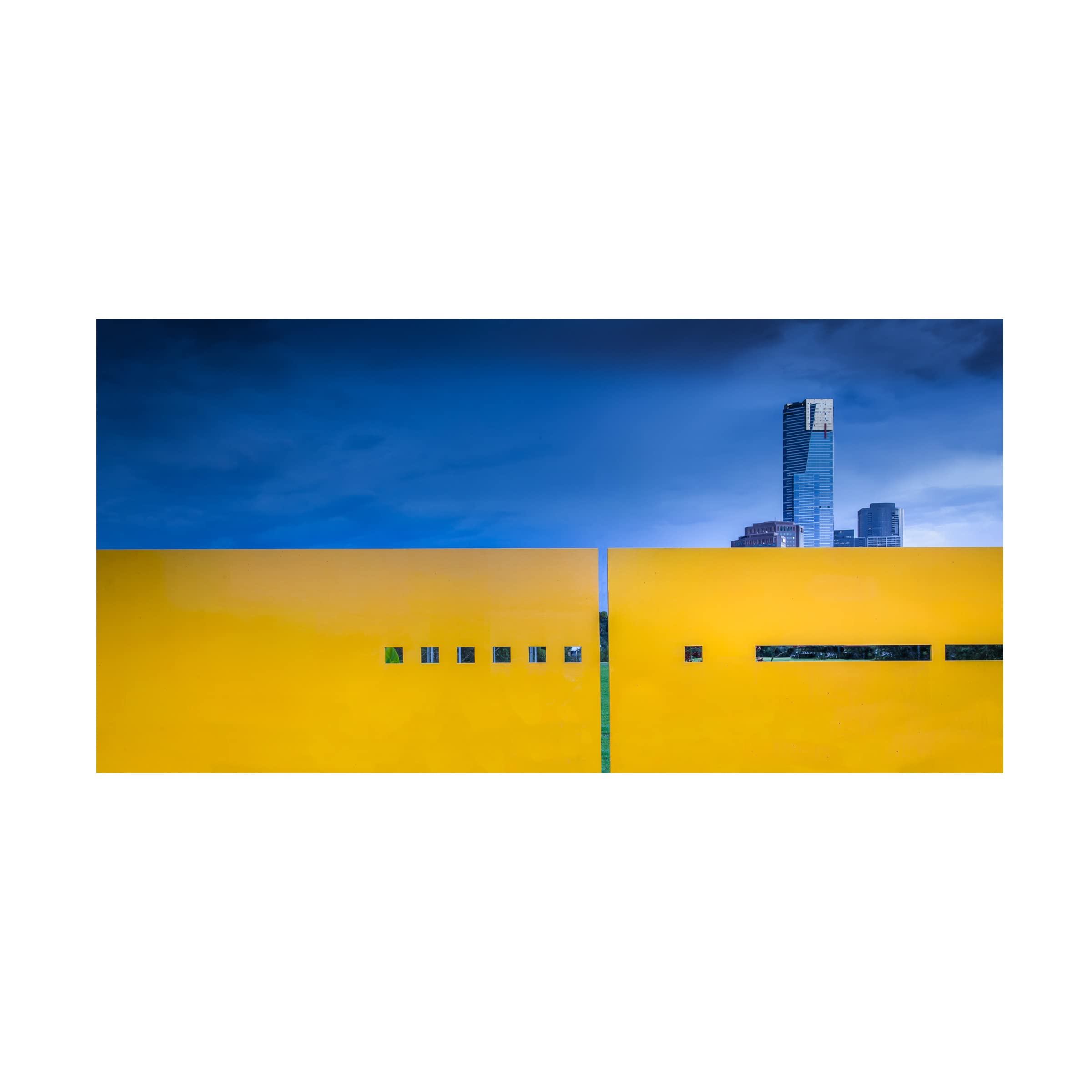 Trademark Fine Art 'Edge' Canvas Wall Art by Gregory Evans - Modern Abstract Painting for Living Room, Bedroom & Office Decor