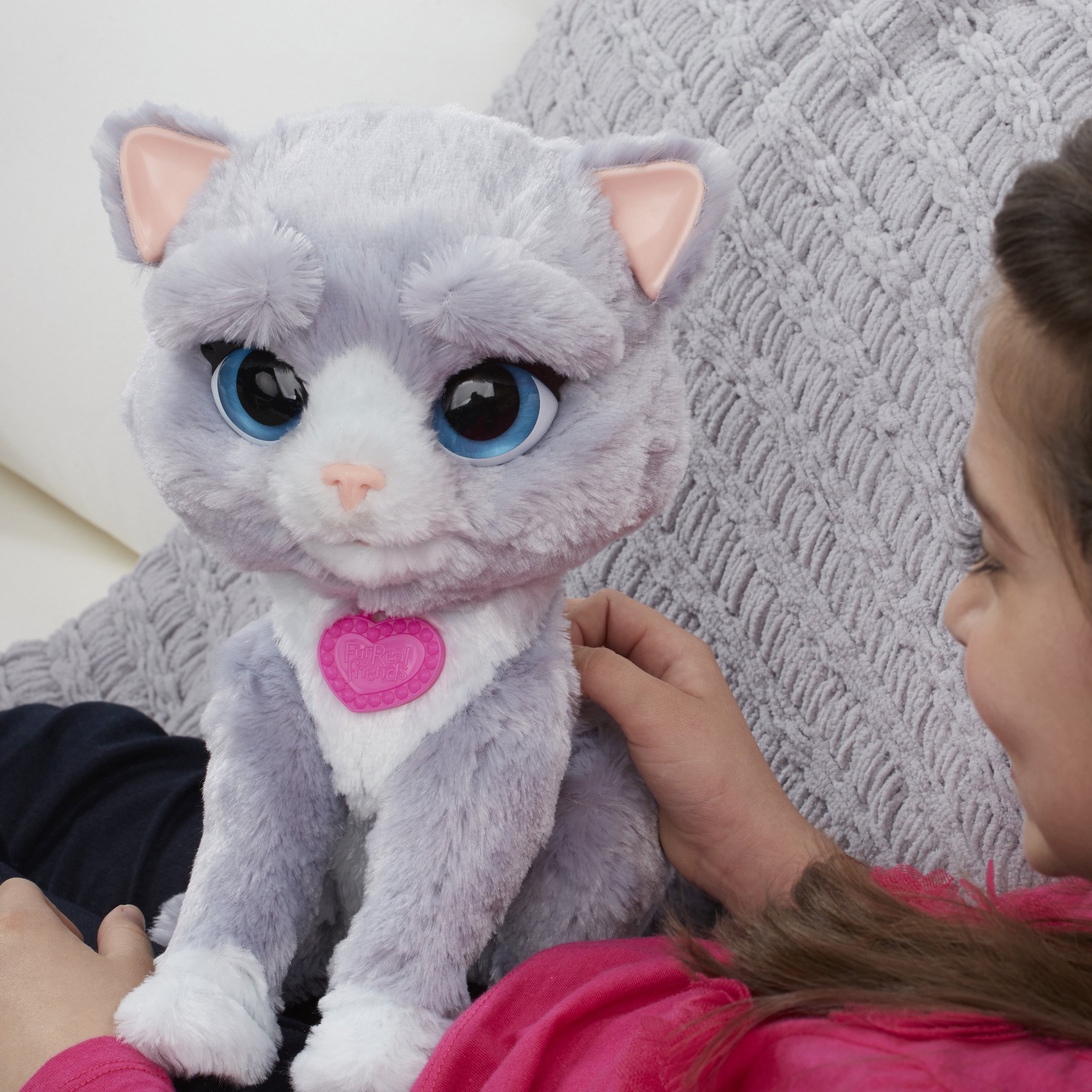 FurReal B5936AS0 Interactive Bootsie the Cat Toy - Realistic Animated Pet for Kids, Perfect for Playtime & Cuddling at Home
