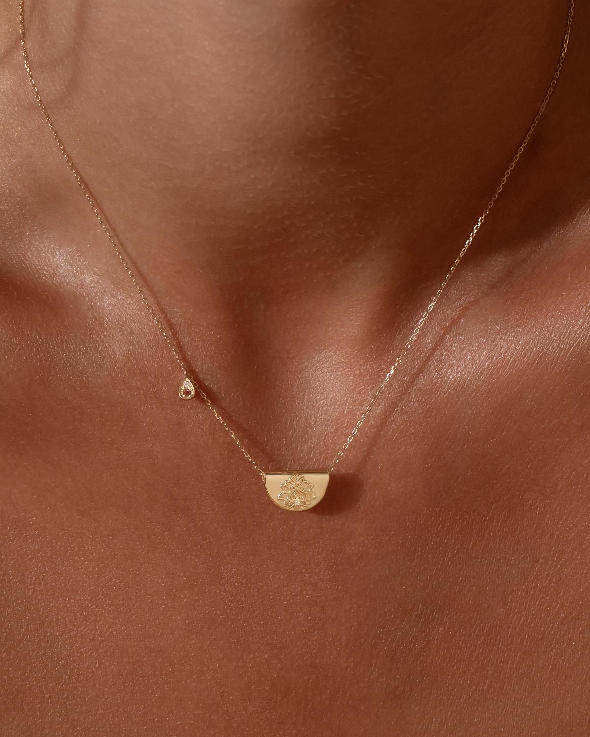 14K Solid Gold Lotus Birthstone Diamond Necklace - January Garnet Pendant for Women | Elegant Jewelry Gift for Birthday, Anniversary & Special Occasions