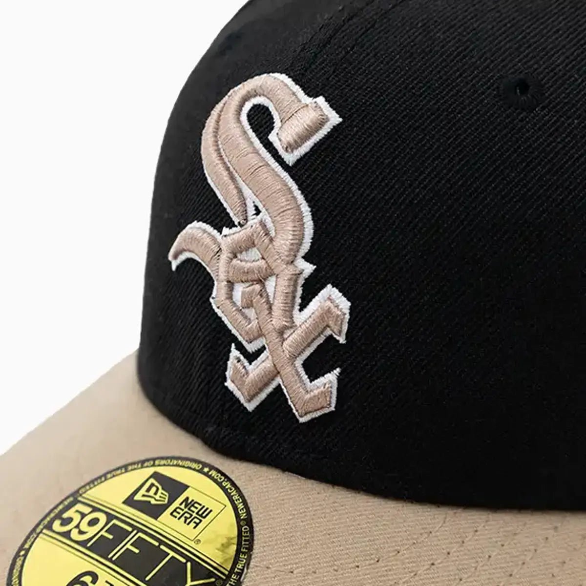 Chicago White Sox MLB 59FIFTY Fitted Hat - Official New Era Baseball Cap for Men & Women - Perfect for Games, Collecting & Streetwear Fashion