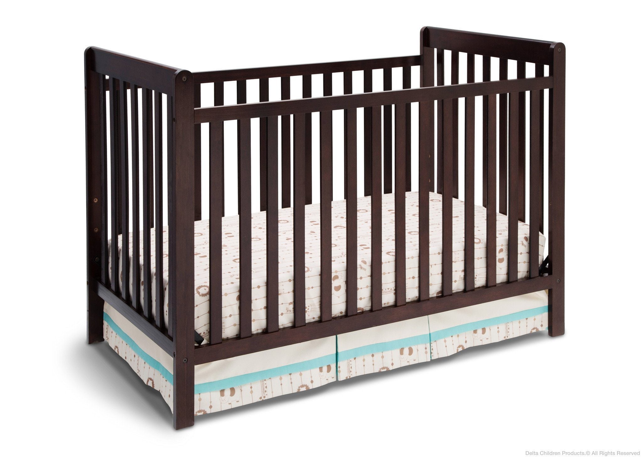 3-in-1 Convertible Baby Crib with Adjustable Height - Toddler Bed & Daybed - Perfect for Nursery, Bedroom & Small Spaces