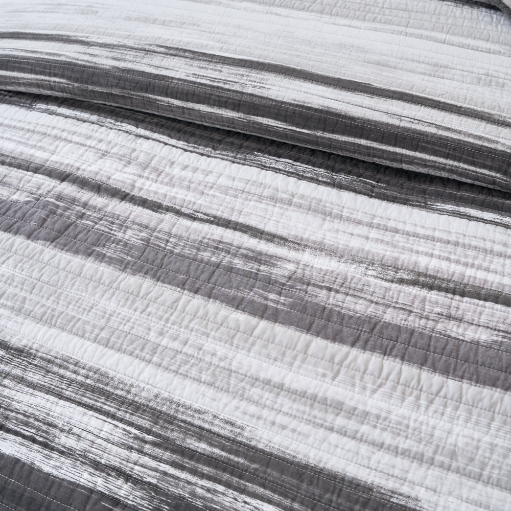 Grey Innovations Coverlet | King Single Bed Blanket - Soft & Lightweight for All-Season Comfort - Perfect for Bedrooms, Guest Rooms & Dorm Decor