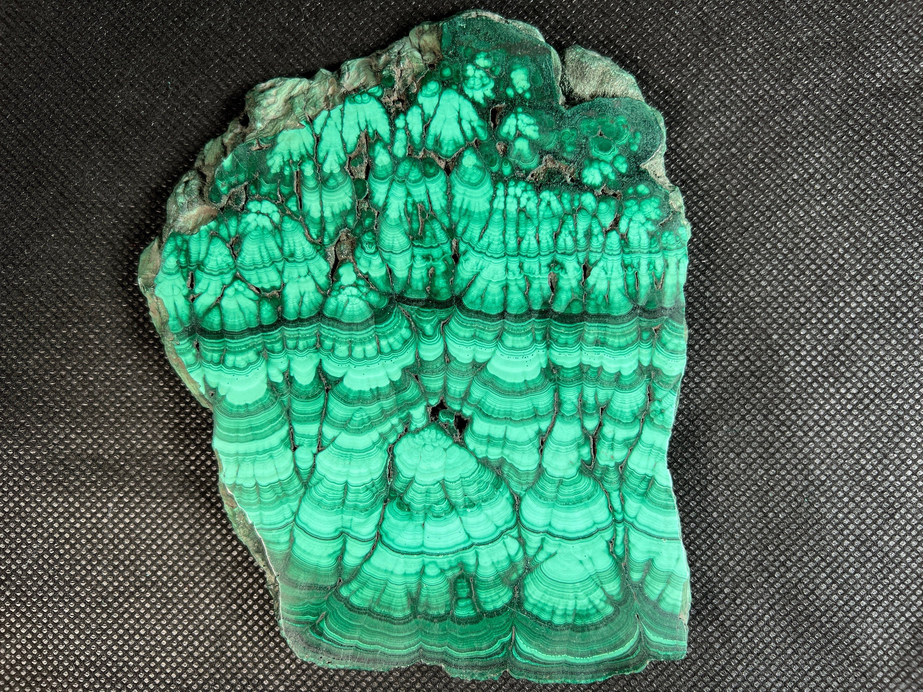 Premium Malachite Crystal Slab - Natural Green Malachite Stone for Jewelry Making, Unique Gifts & Home Decor (50420) | Healing Crystal Display, Meditation Stone, Feng Shui Decor