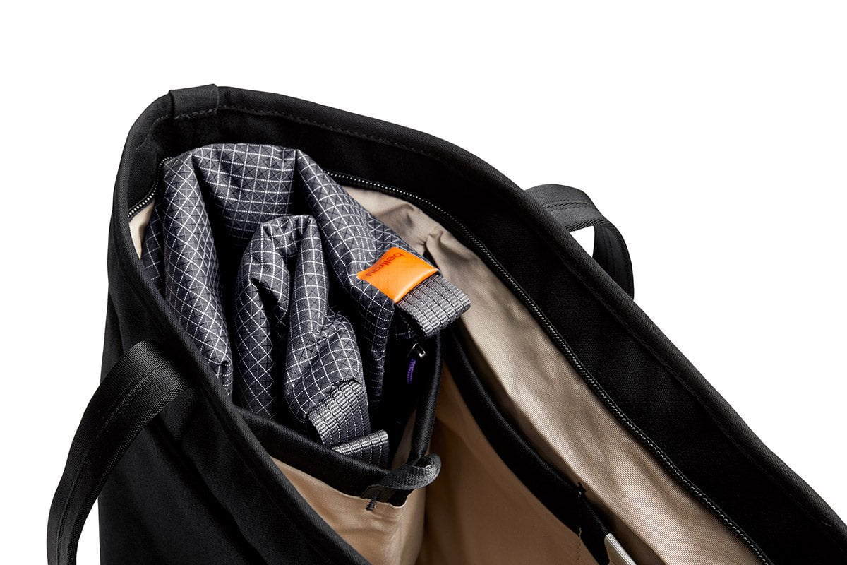 Bellroy Lite Cooler Caddy 10L - Insulated Cooler Bag for Picnics, Beach & Outdoor Adventures | Portable & Lightweight Cooler for Drinks & Snacks