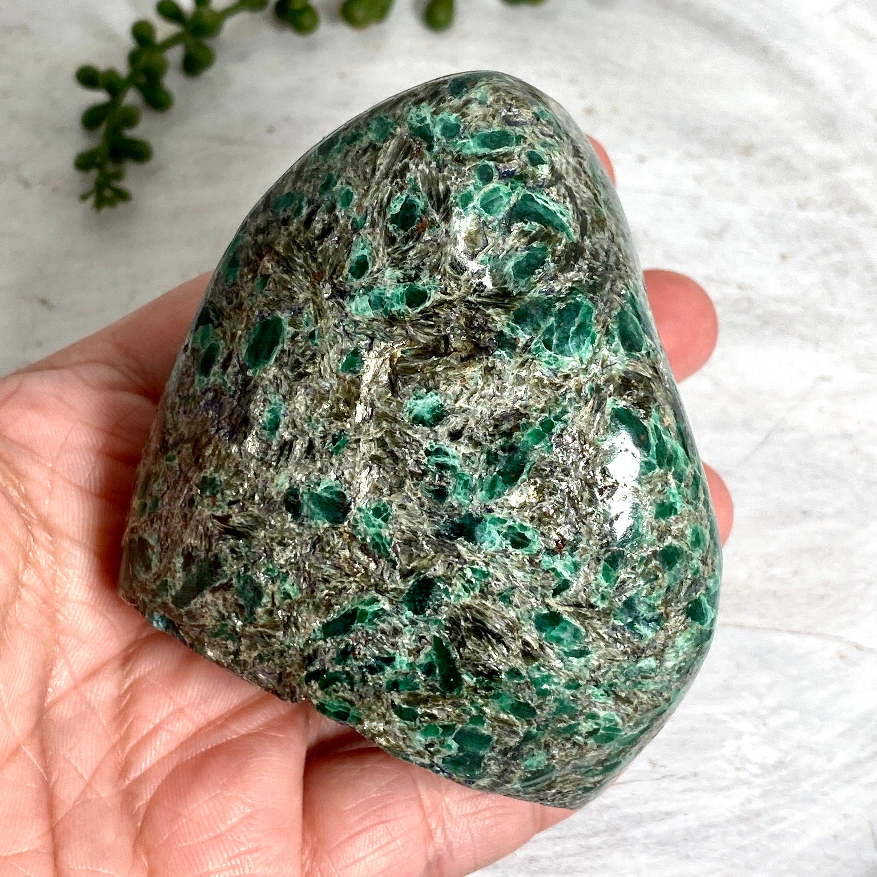 Natural Emerald Gemstone Freeform Pendant - Polished Green Emerald Jewelry for Necklace Making, Healing Crystal & Spiritual Gifts | Boho Chic, Meditation, Energy Work