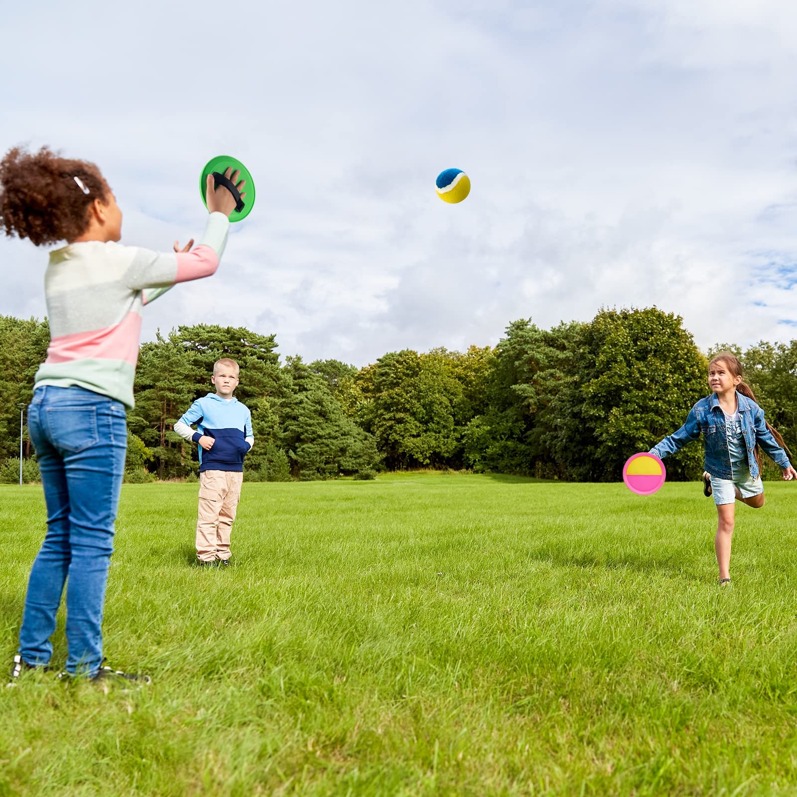 Beach Toys for Kids - Outdoor Toss and Catch Ball Game Set with 6 Paddles & 3 Balls - Fun Summer Beach Games for Boys Girls Ages 3-8 - Perfect Birthday Christmas Gifts for Outdoor Play, Backyard Fun, Picnic Activities and Family Bonding Time