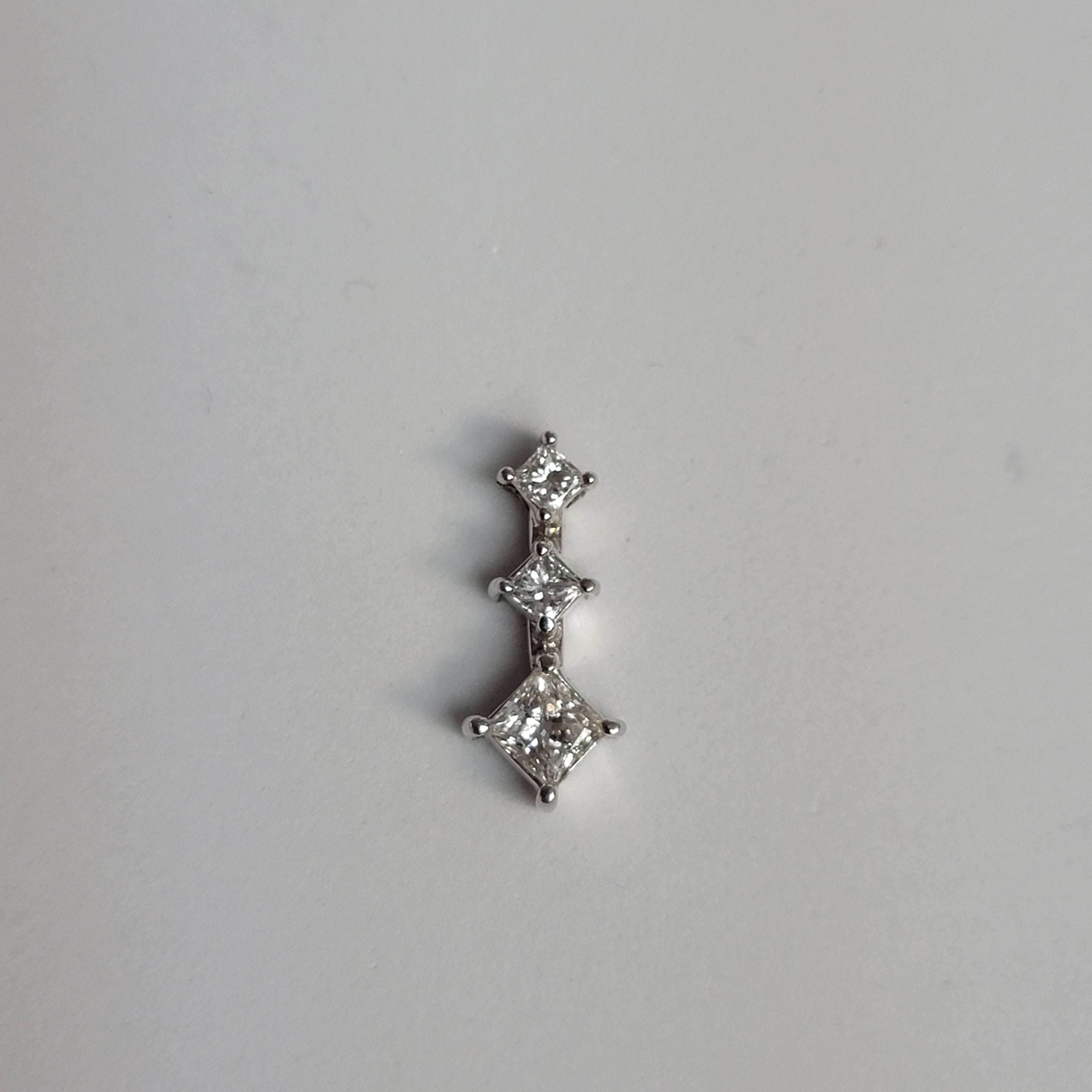 Princess Cut Diamond Past Present Future Necklace - Elegant & Timeless Jewelry for Women, Perfect for Anniversaries, Weddings & Special Occasions