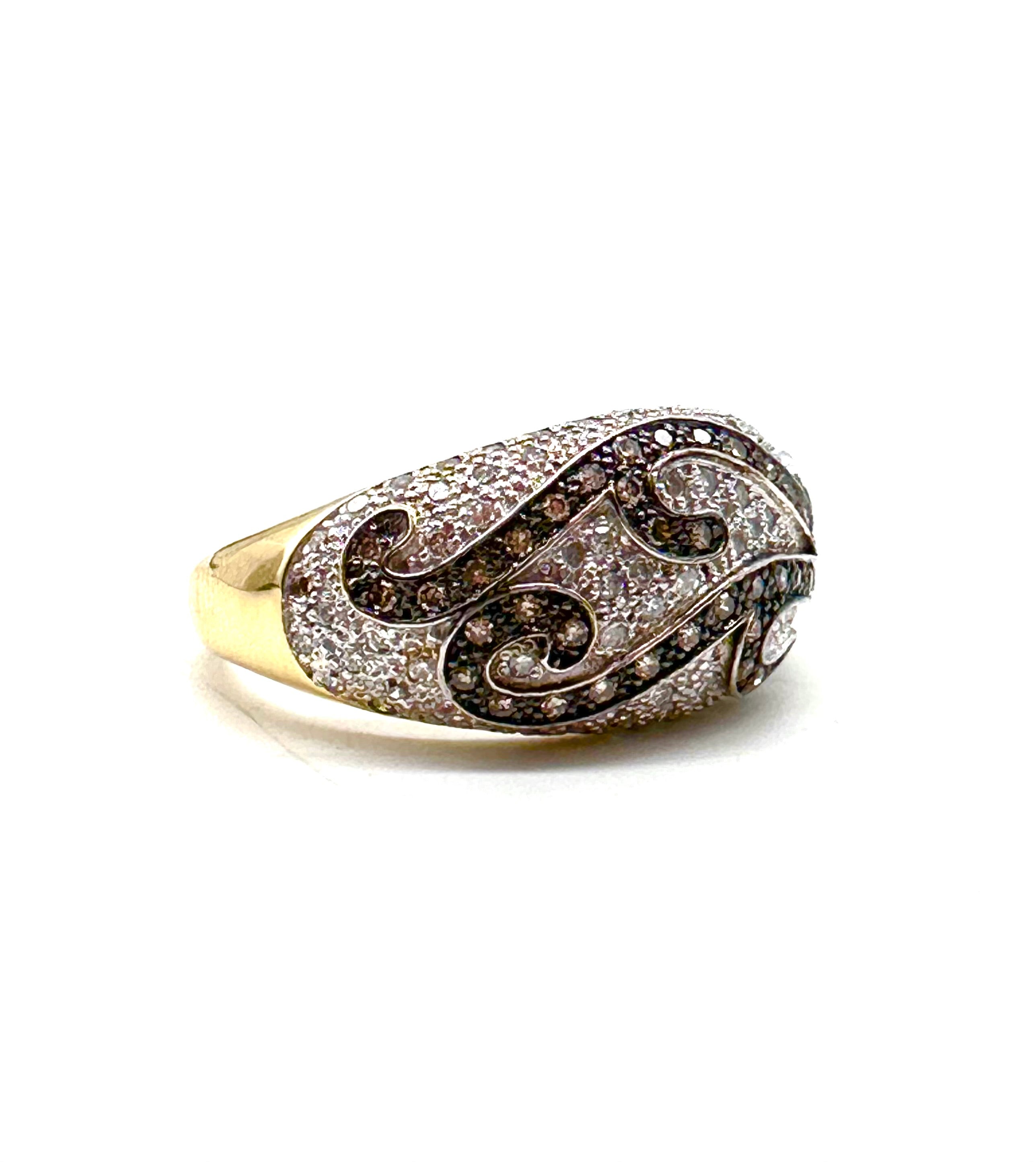 Elegant Champagne & White Diamond Swirl Ring for Women - Perfect for Weddings, Anniversaries & Special Occasions